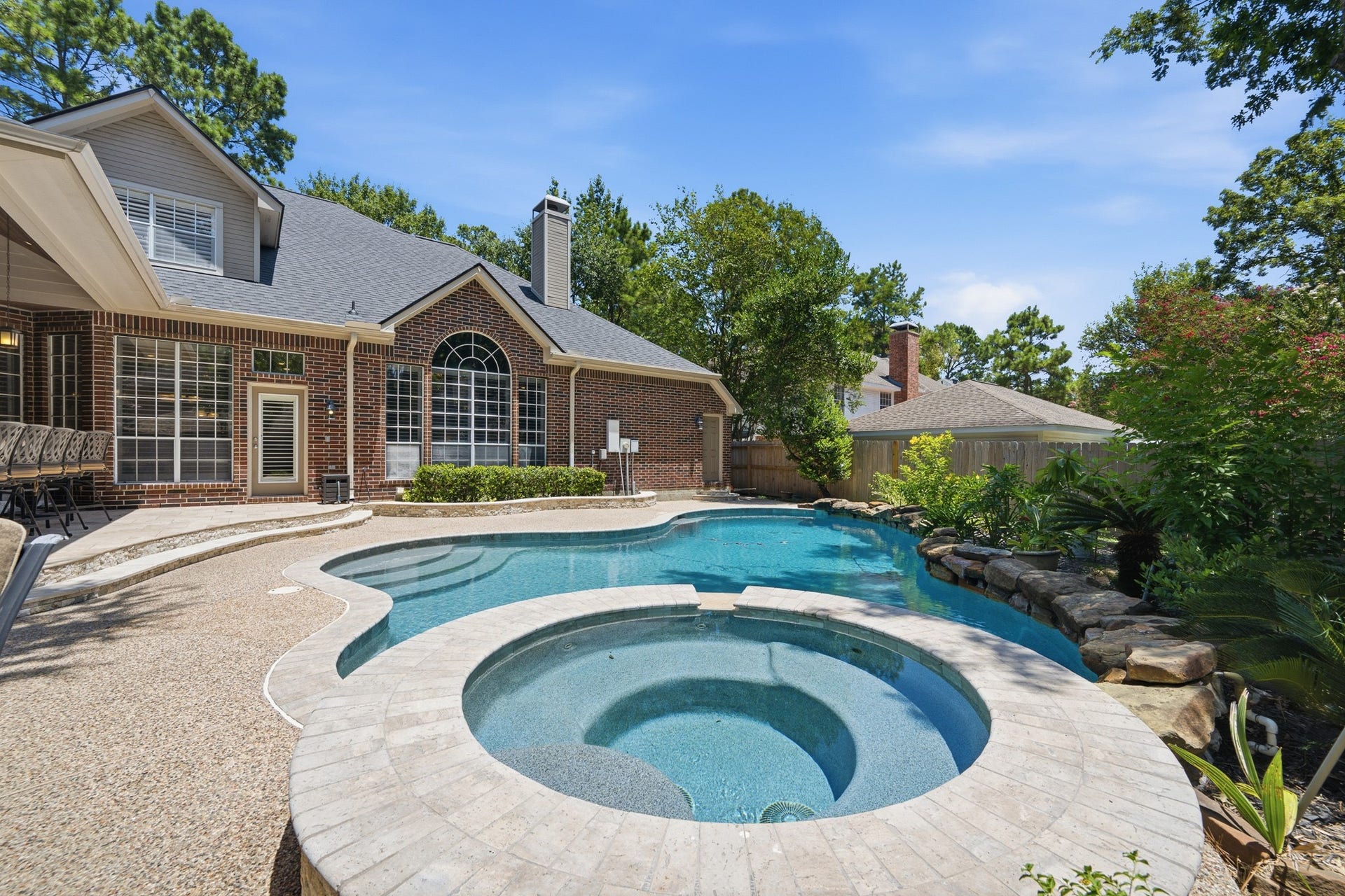 67 Driftoak Circle, The Woodlands, TX 77381 67 Driftoak Circle, The Woodlands, TX 77381