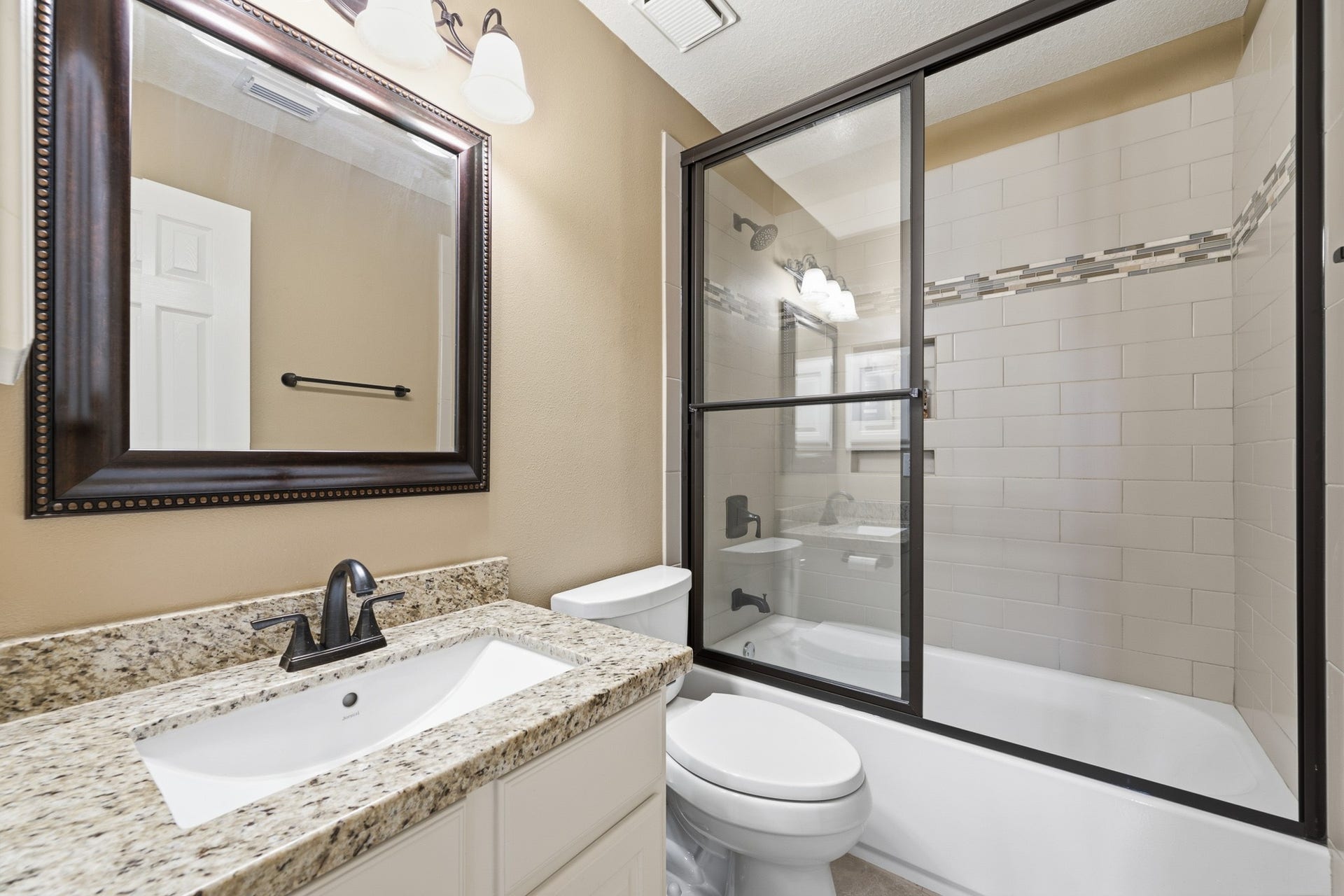 67 Driftoak Circle, The Woodlands, TX 77381 67 Driftoak Circle, The Woodlands, TX 77381