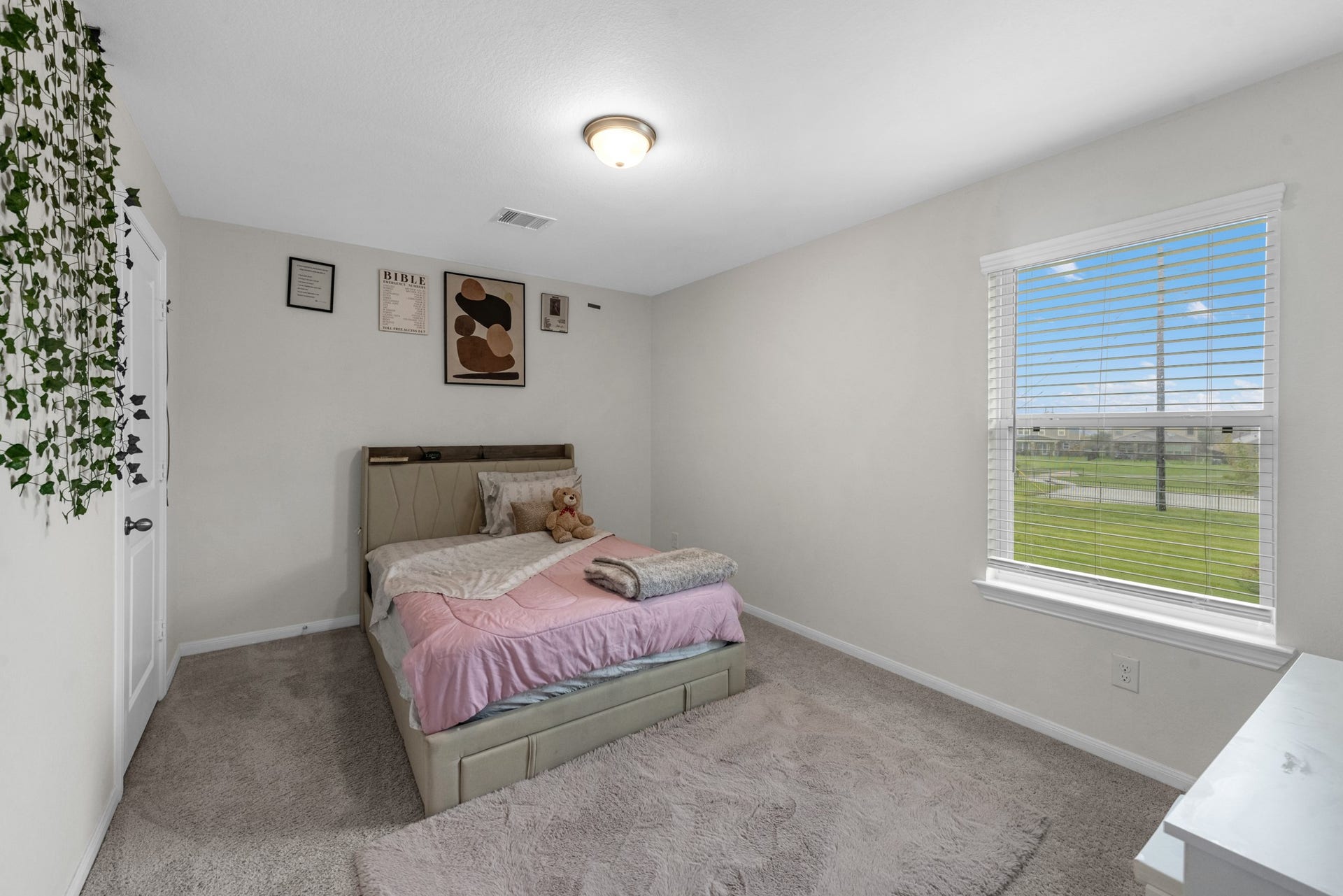 10502 Watershed Drive, Rosharon, TX 77583 10502 Watershed Drive, Rosharon, TX 77583