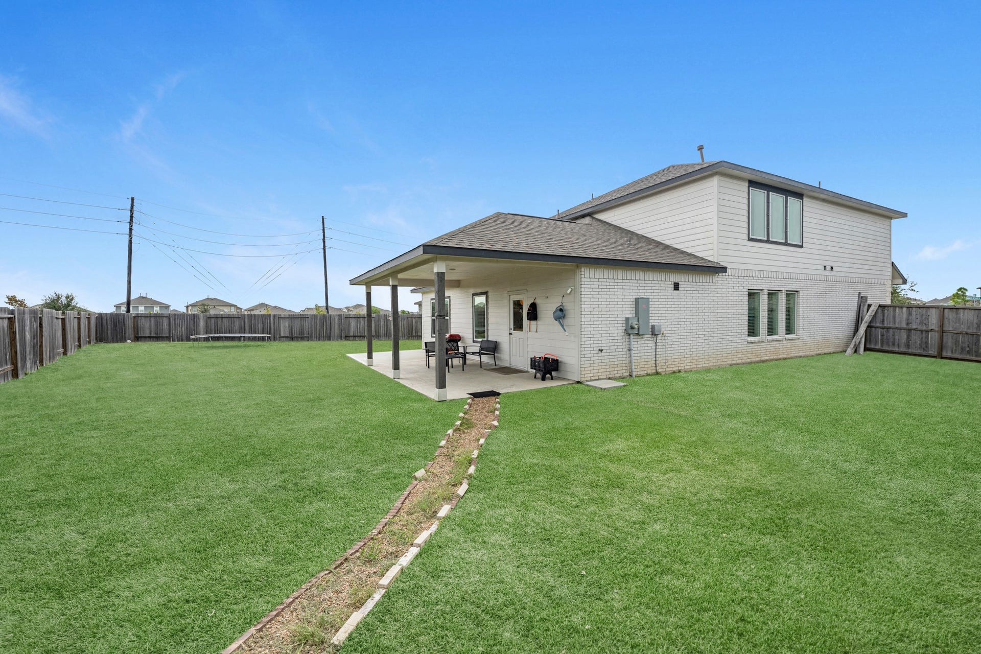 10502 Watershed Drive, Rosharon, TX 77583 10502 Watershed Drive, Rosharon, TX 77583