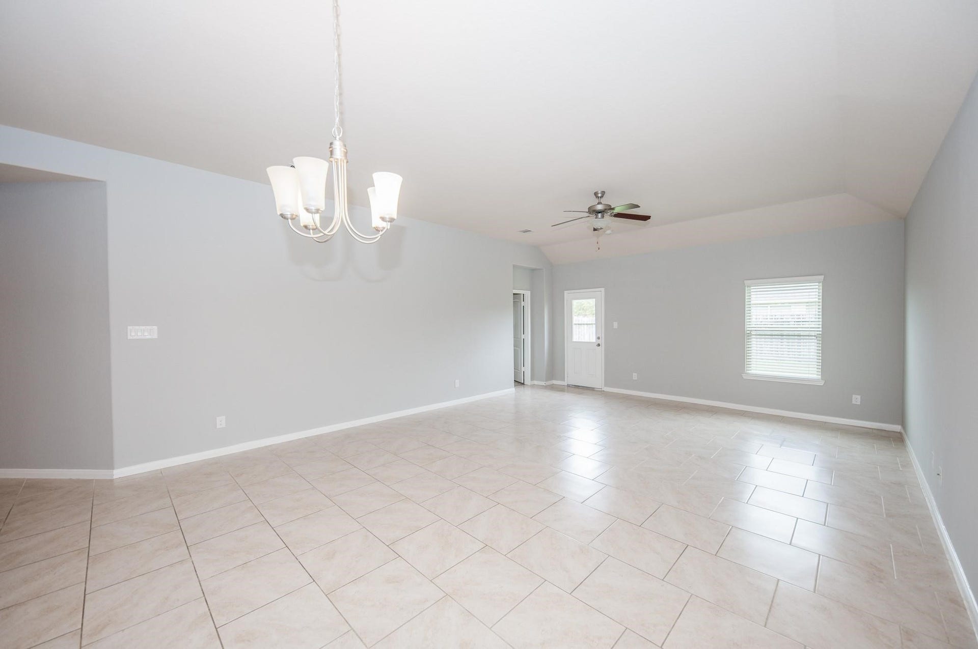 9531 Mcdowell Drive, Rosenberg, TX 77469 9531 Mcdowell Drive, Rosenberg, TX 77469