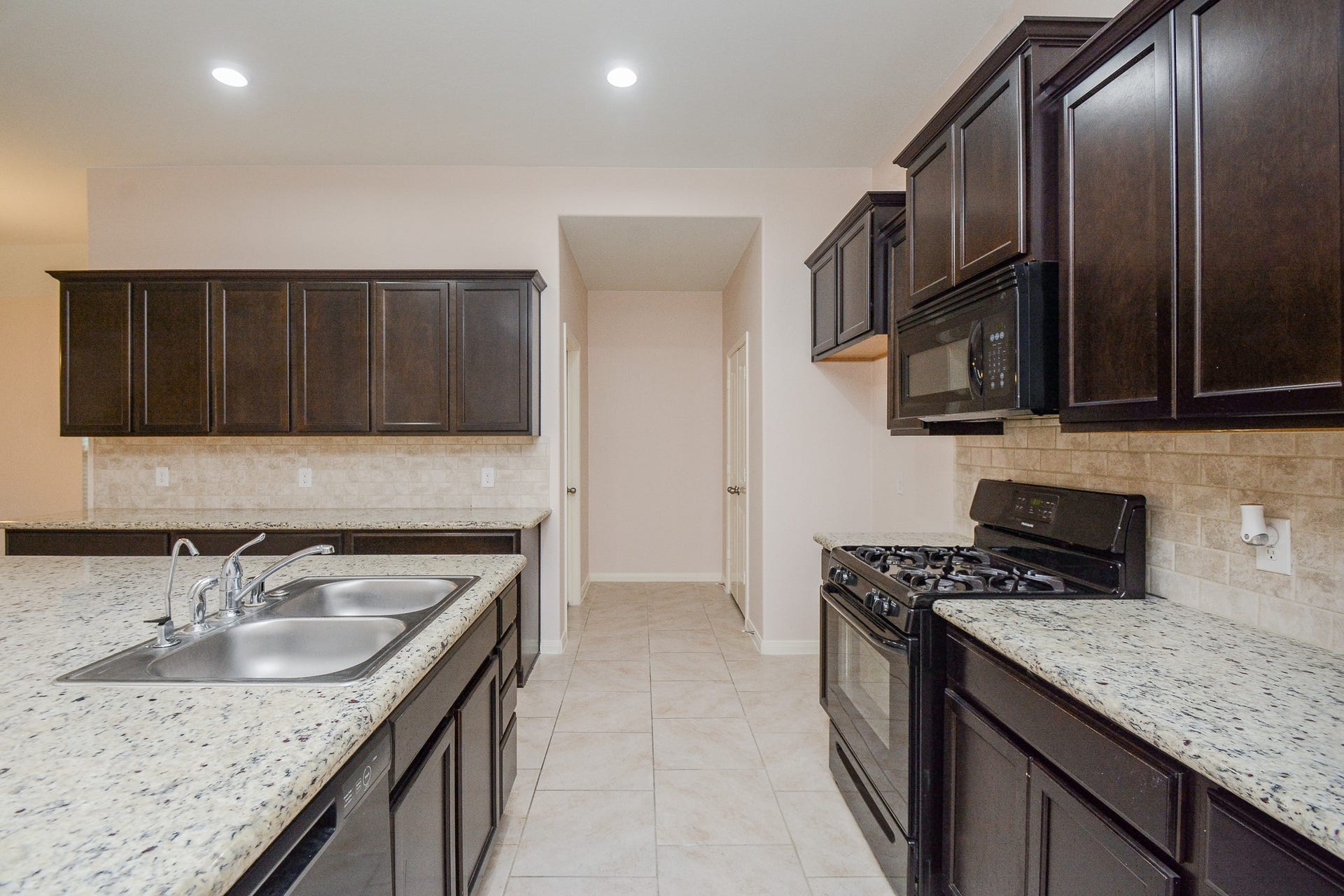 9531 Mcdowell Drive, Rosenberg, TX 77469 9531 Mcdowell Drive, Rosenberg, TX 77469