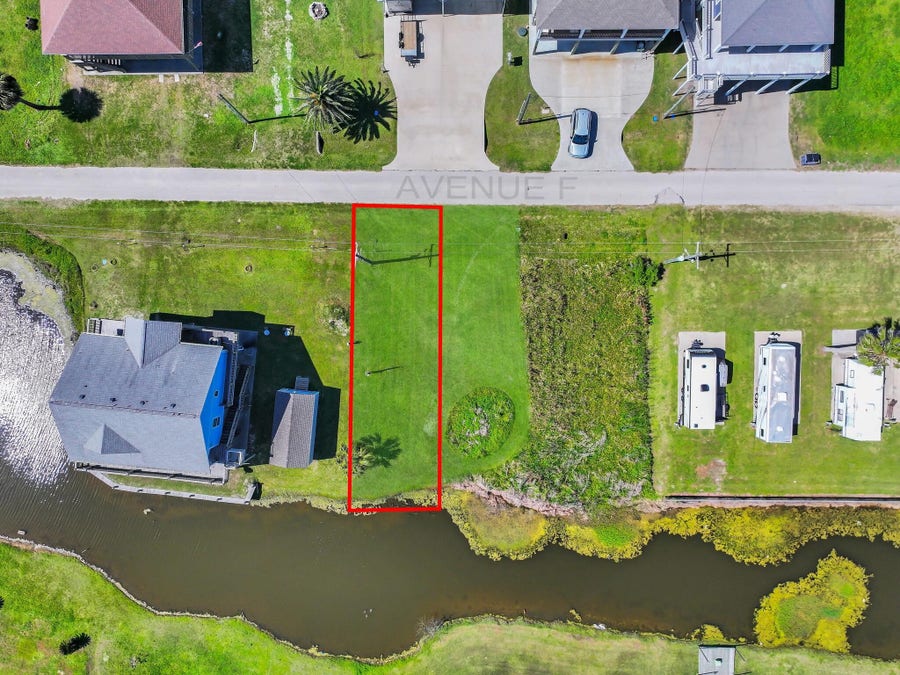 Property photo for 1980 Avenue F, Crystal Beach, TX
