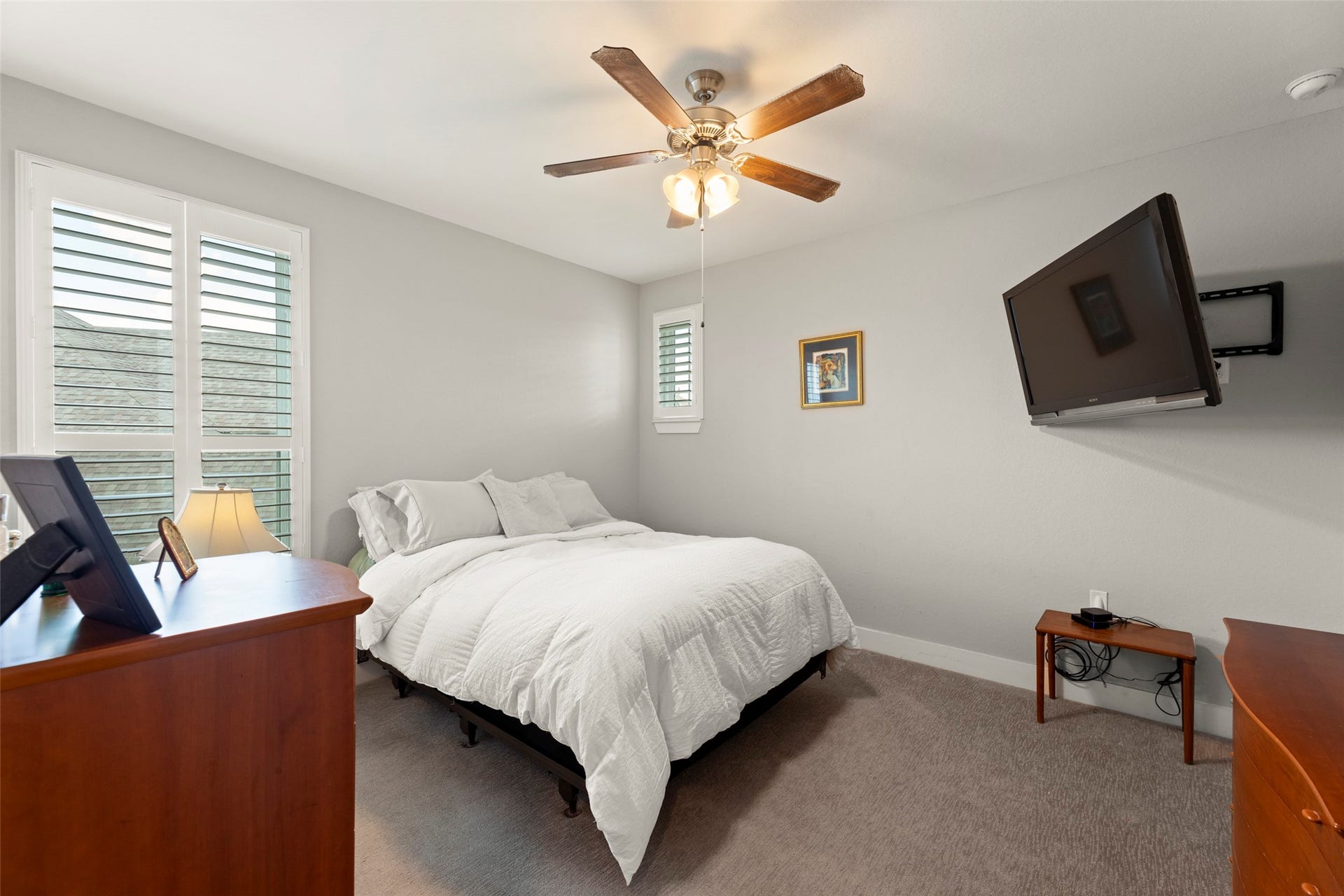 99 Zenith Lane, Sugar Land, TX 77498 99 Zenith Lane, Sugar Land, TX 77498