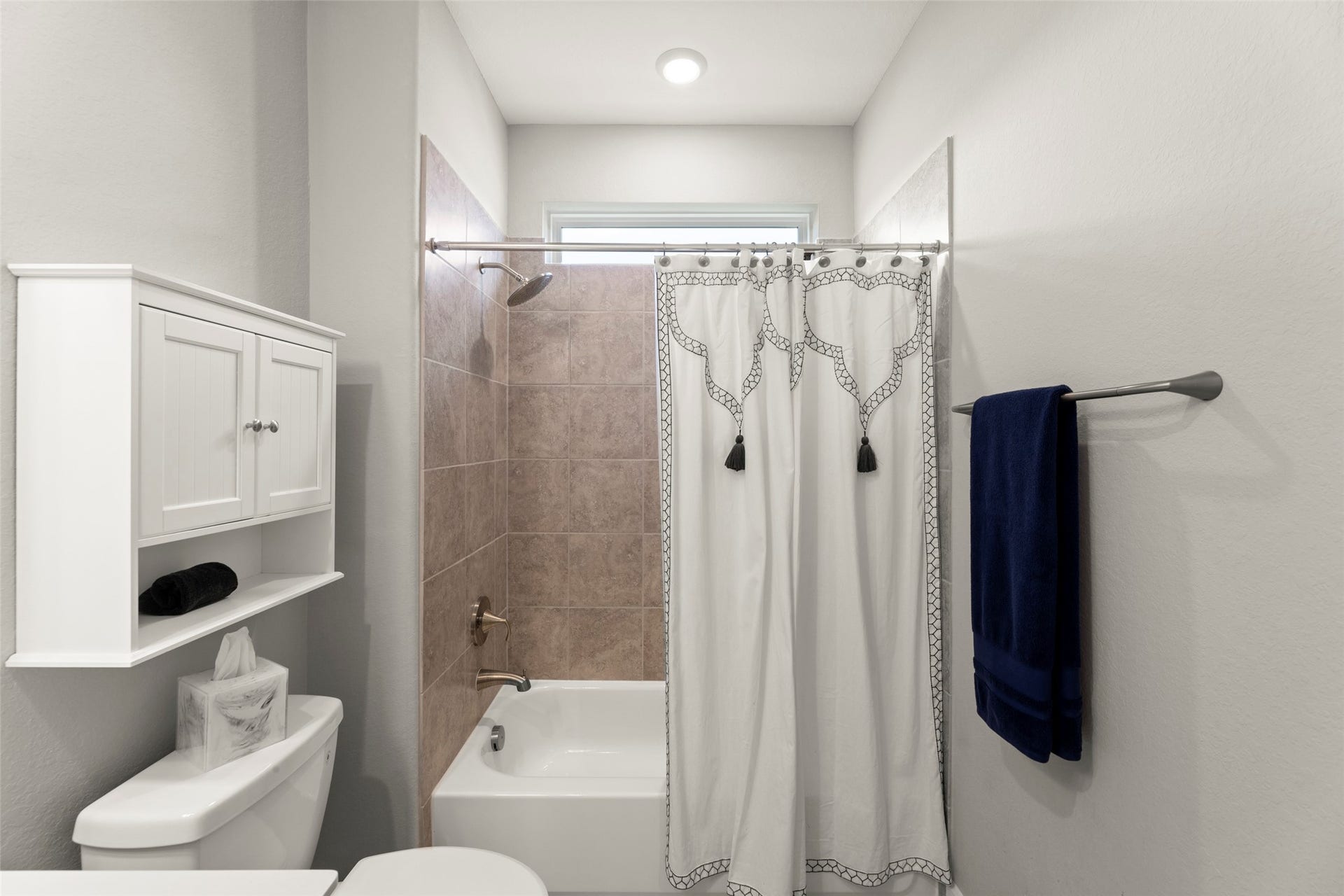 99 Zenith Lane, Sugar Land, TX 77498 99 Zenith Lane, Sugar Land, TX 77498