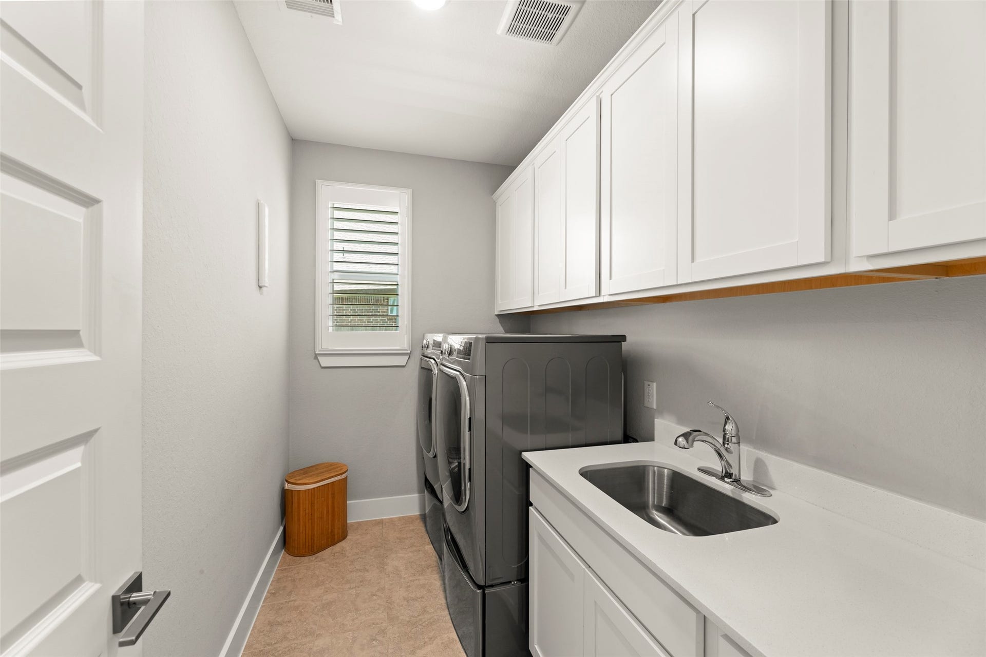 99 Zenith Lane, Sugar Land, TX 77498 99 Zenith Lane, Sugar Land, TX 77498