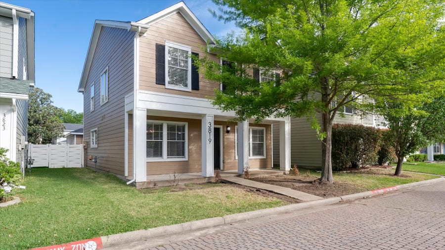 Property photo for 3819 W Traditions Court, Houston, TX