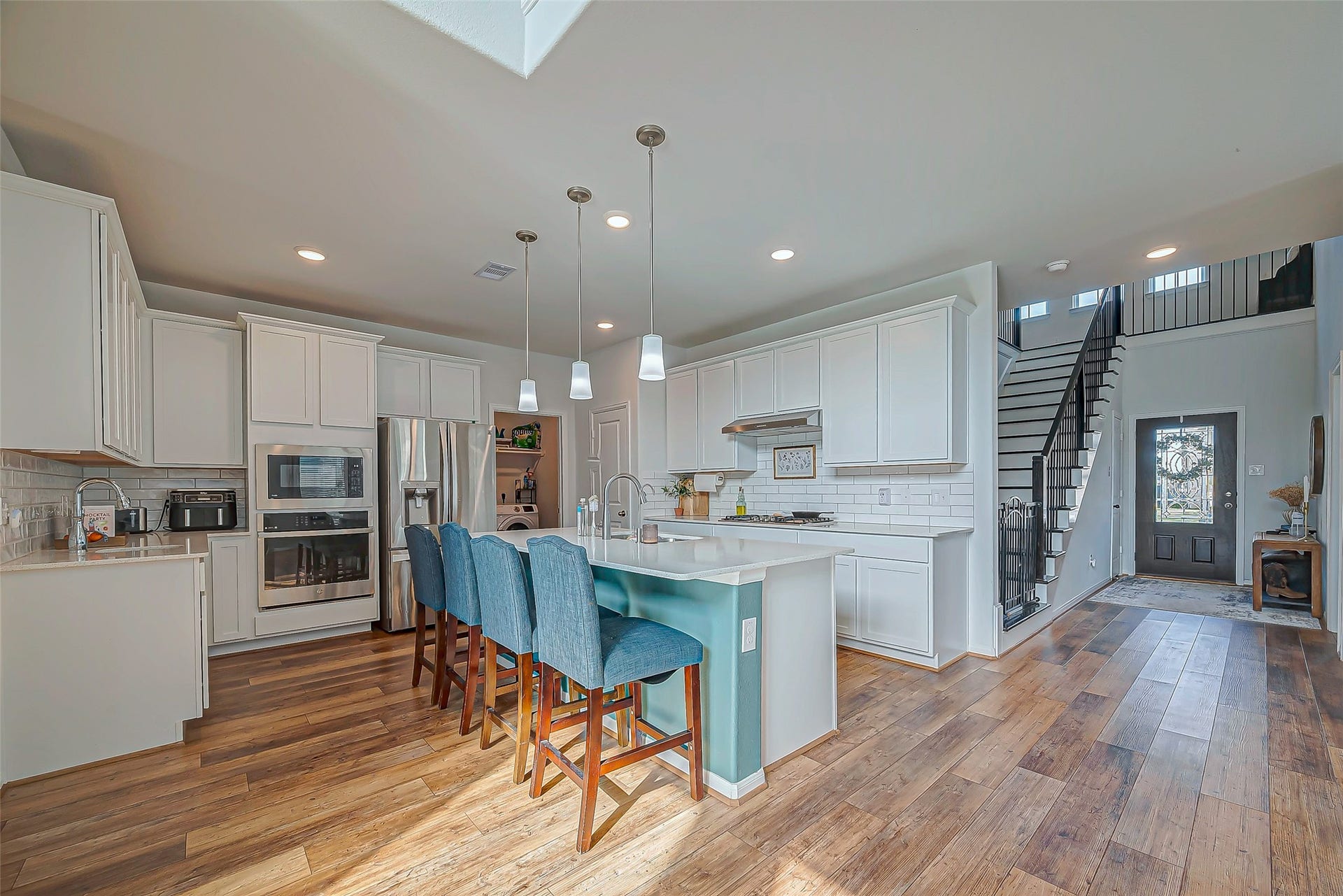 2805 Vanilla Sky Lane, La Marque, TX 77568 2805 Vanilla Sky Lane, La Marque, TX 77568