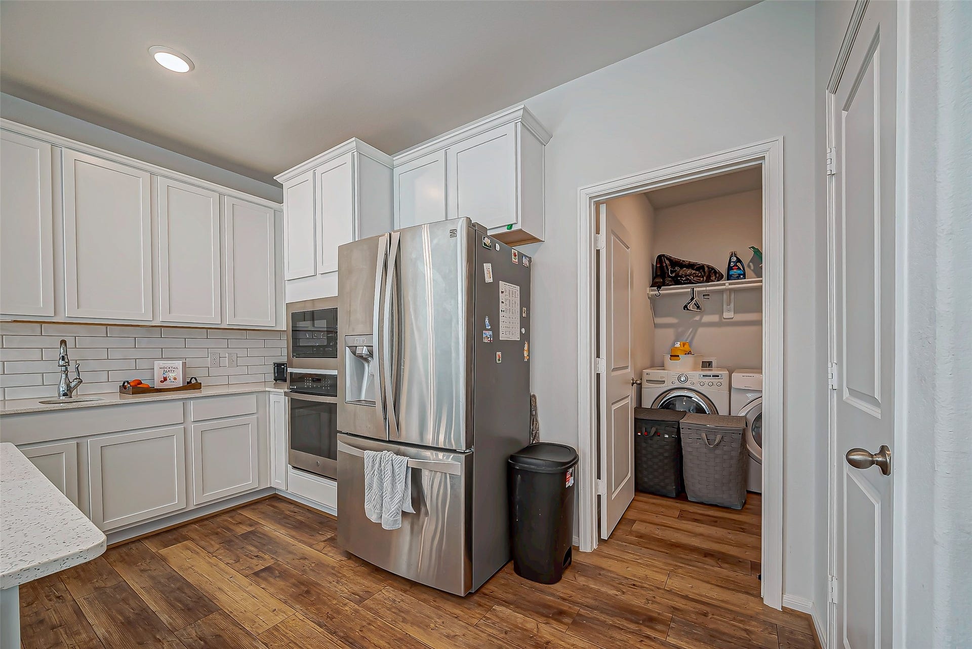 2805 Vanilla Sky Lane, La Marque, TX 77568 2805 Vanilla Sky Lane, La Marque, TX 77568