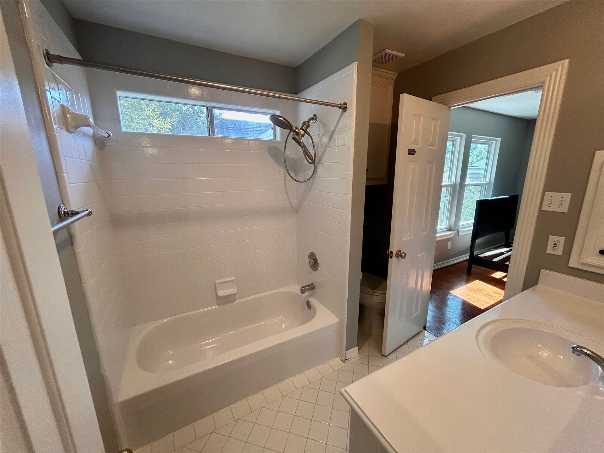 3411 Cedar Mill Court, Houston, TX 77345 3411 Cedar Mill Court, Houston, TX 77345
