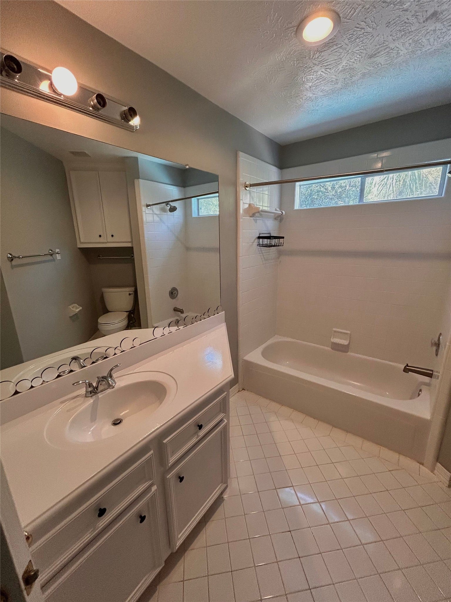 3411 Cedar Mill Court, Houston, TX 77345 3411 Cedar Mill Court, Houston, TX 77345