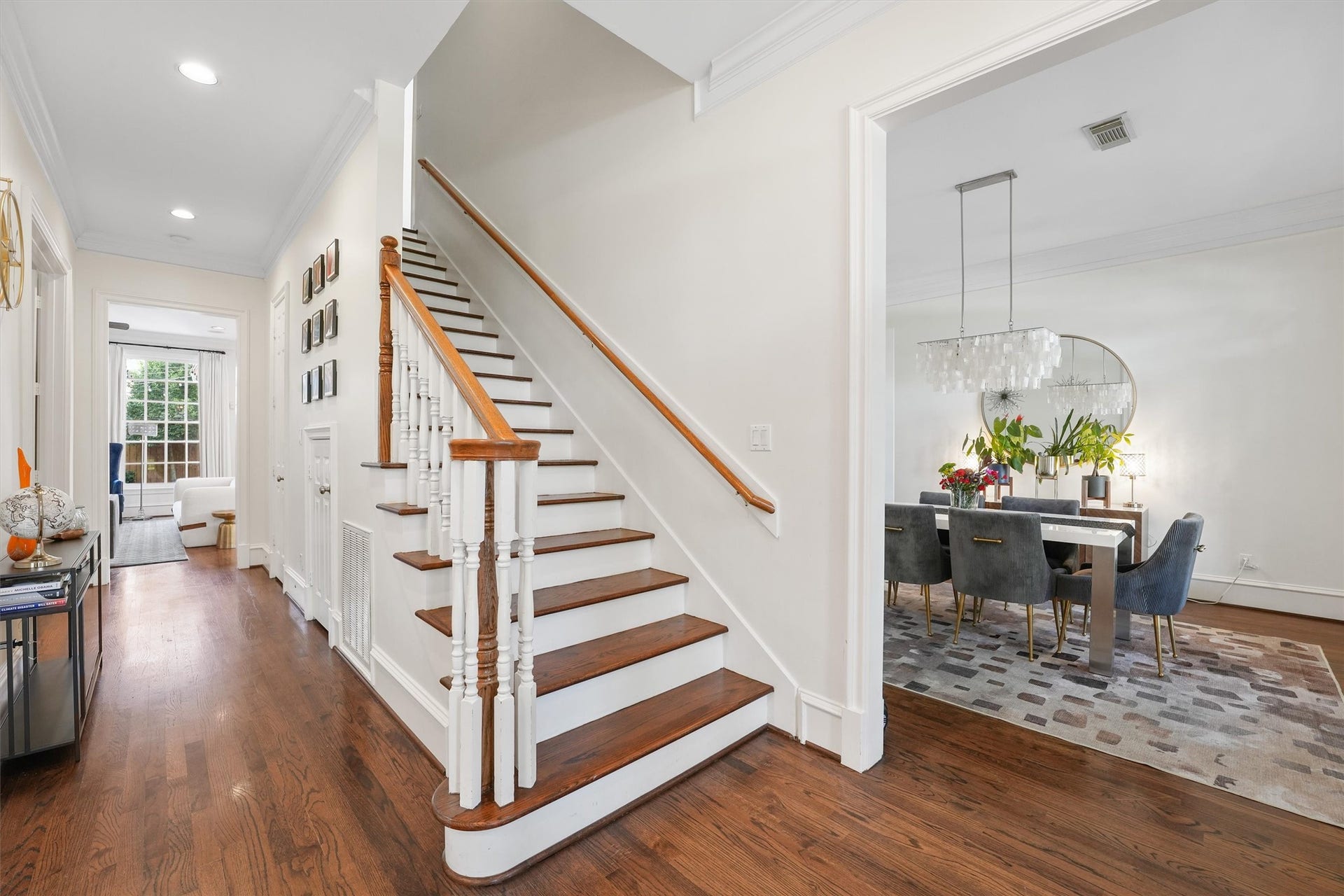 4127 Amherst Street, West University Place, TX 77005 4127 Amherst Street, West University Place, TX 77005