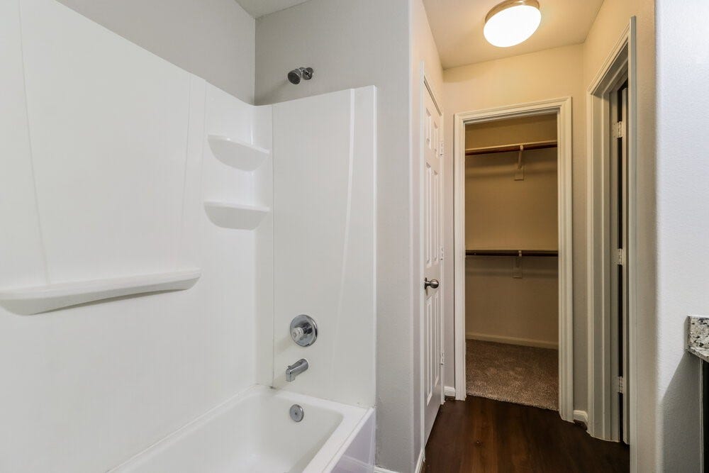 2730 Mesquite Ridge Drive, Houston, TX 77073 2730 Mesquite Ridge Drive, Houston, TX 77073
