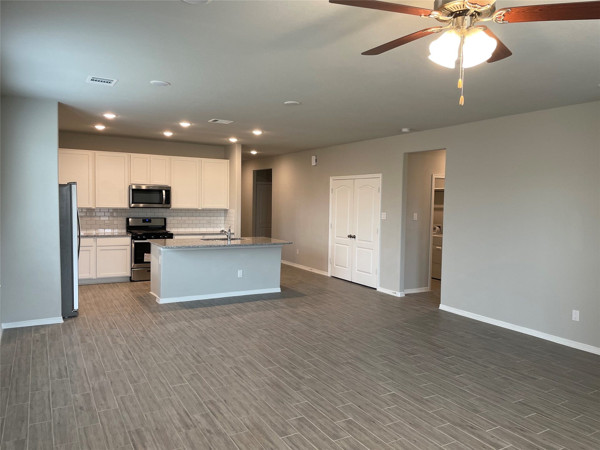 806 Cypress Summit Road, Huffman, TX 77336