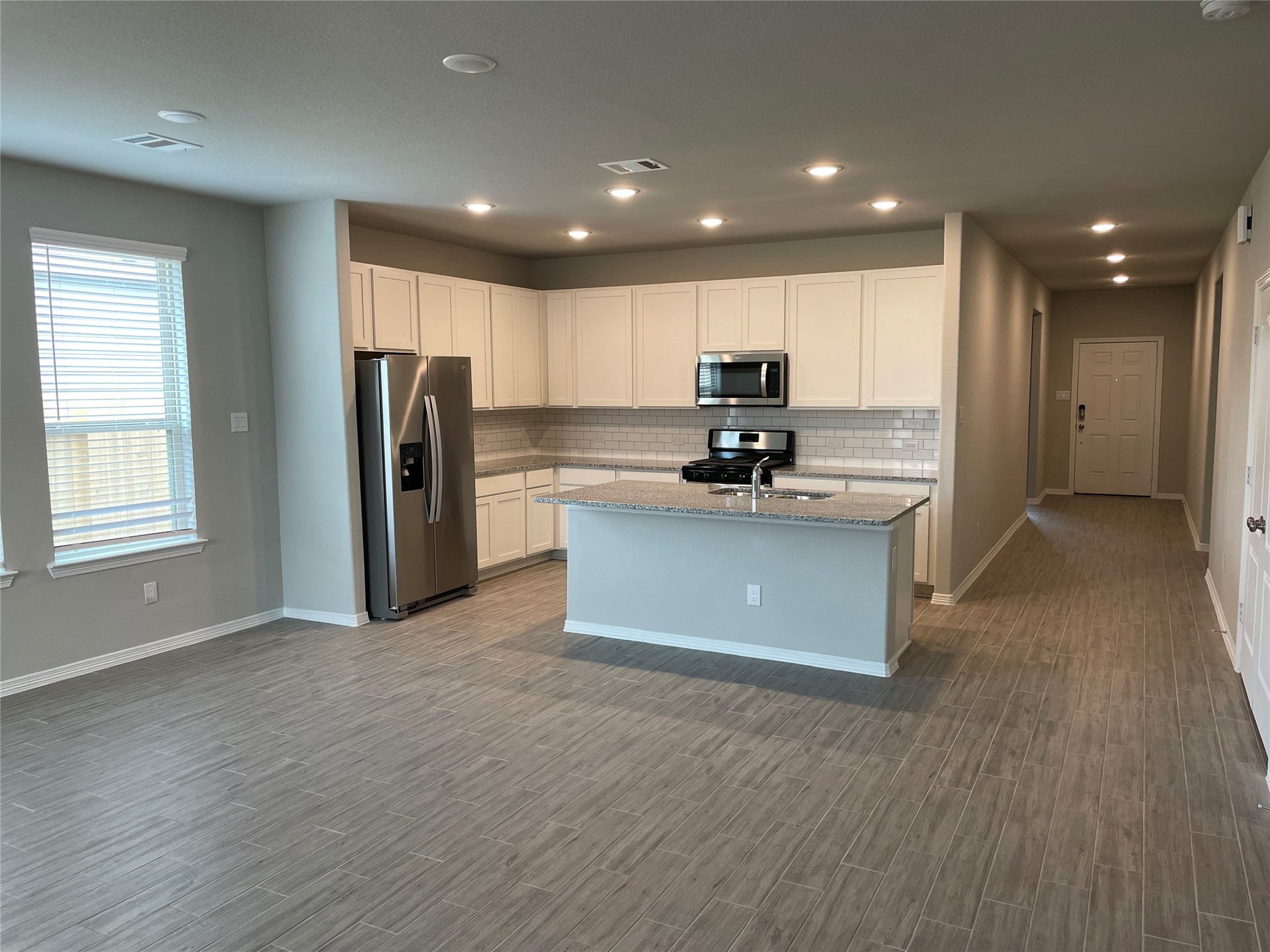 806 Cypress Summit Road, Huffman, TX 77336