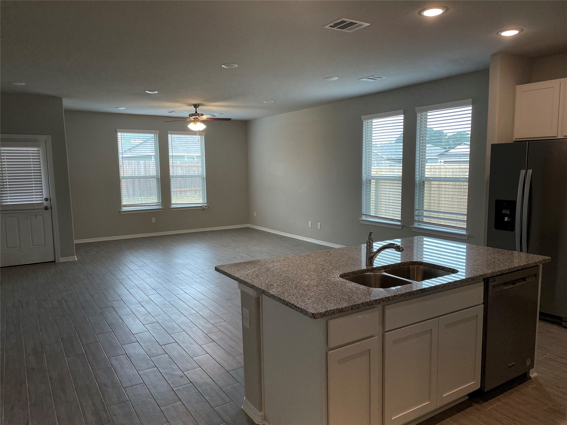 806 Cypress Summit Road, Huffman, TX 77336