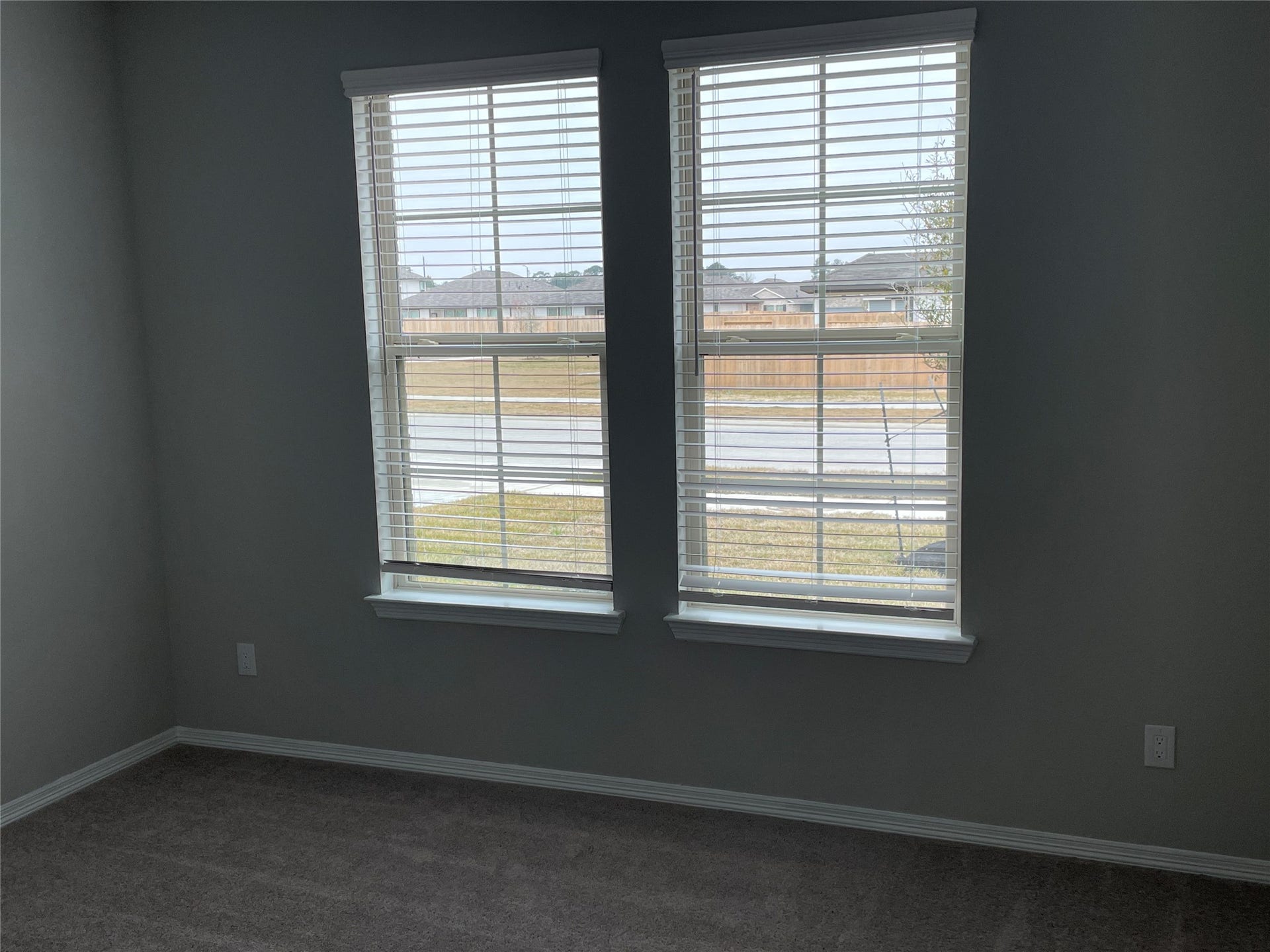 806 Cypress Summit Road, Huffman, TX 77336