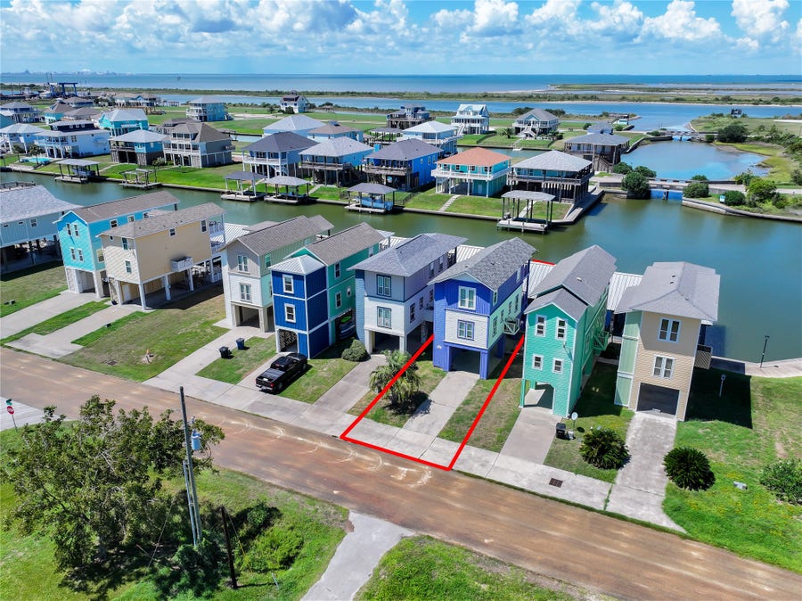 Property photo for 2205 Nelson Avenue, Port Bolivar, TX