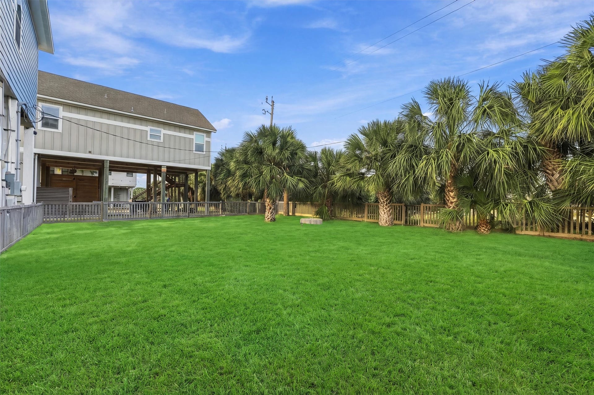 3931 Laguna Drive, Galveston, TX 77554 3931 Laguna Drive, Galveston, TX 77554