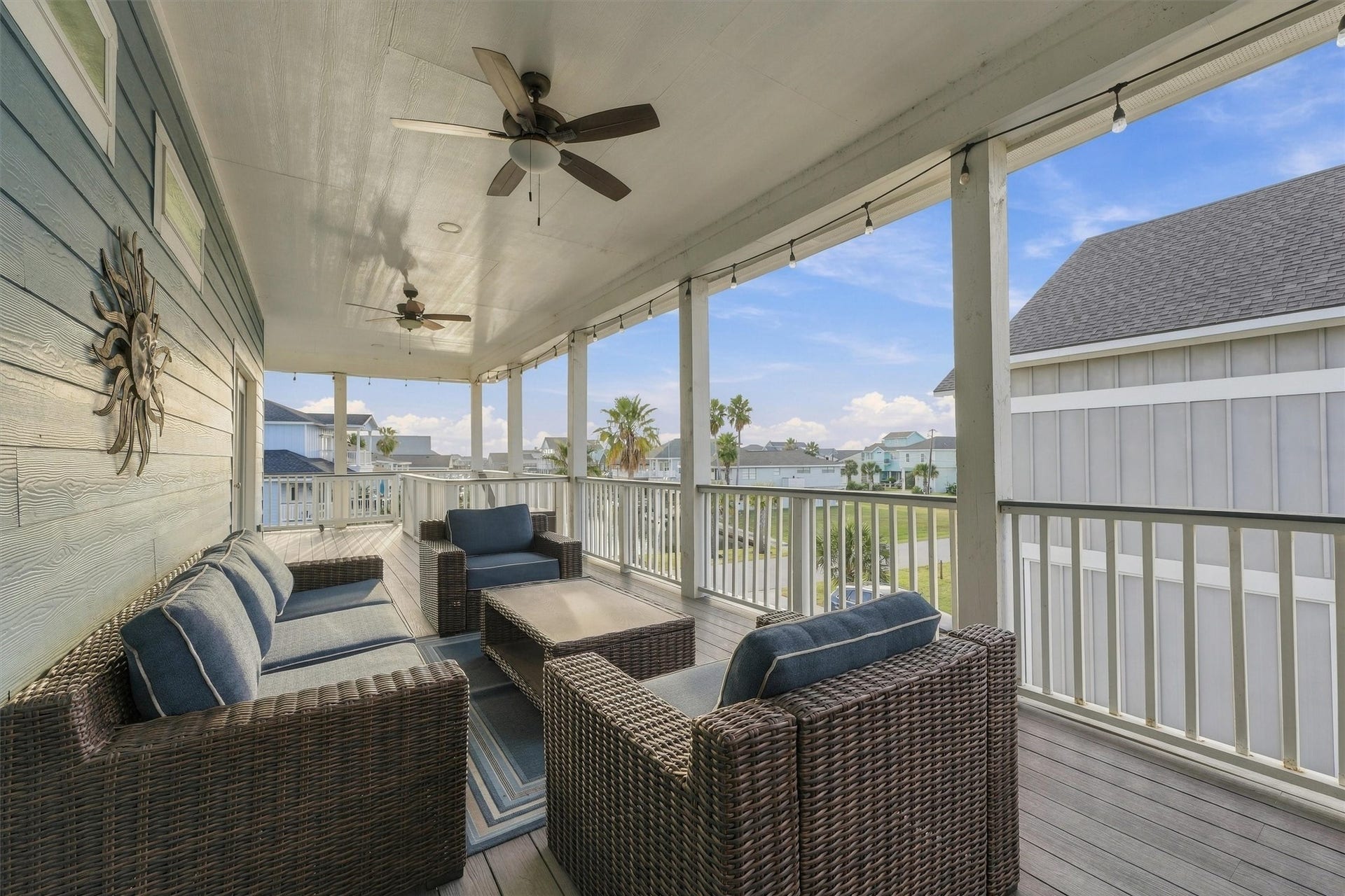 3931 Laguna Drive, Galveston, TX 77554 3931 Laguna Drive, Galveston, TX 77554
