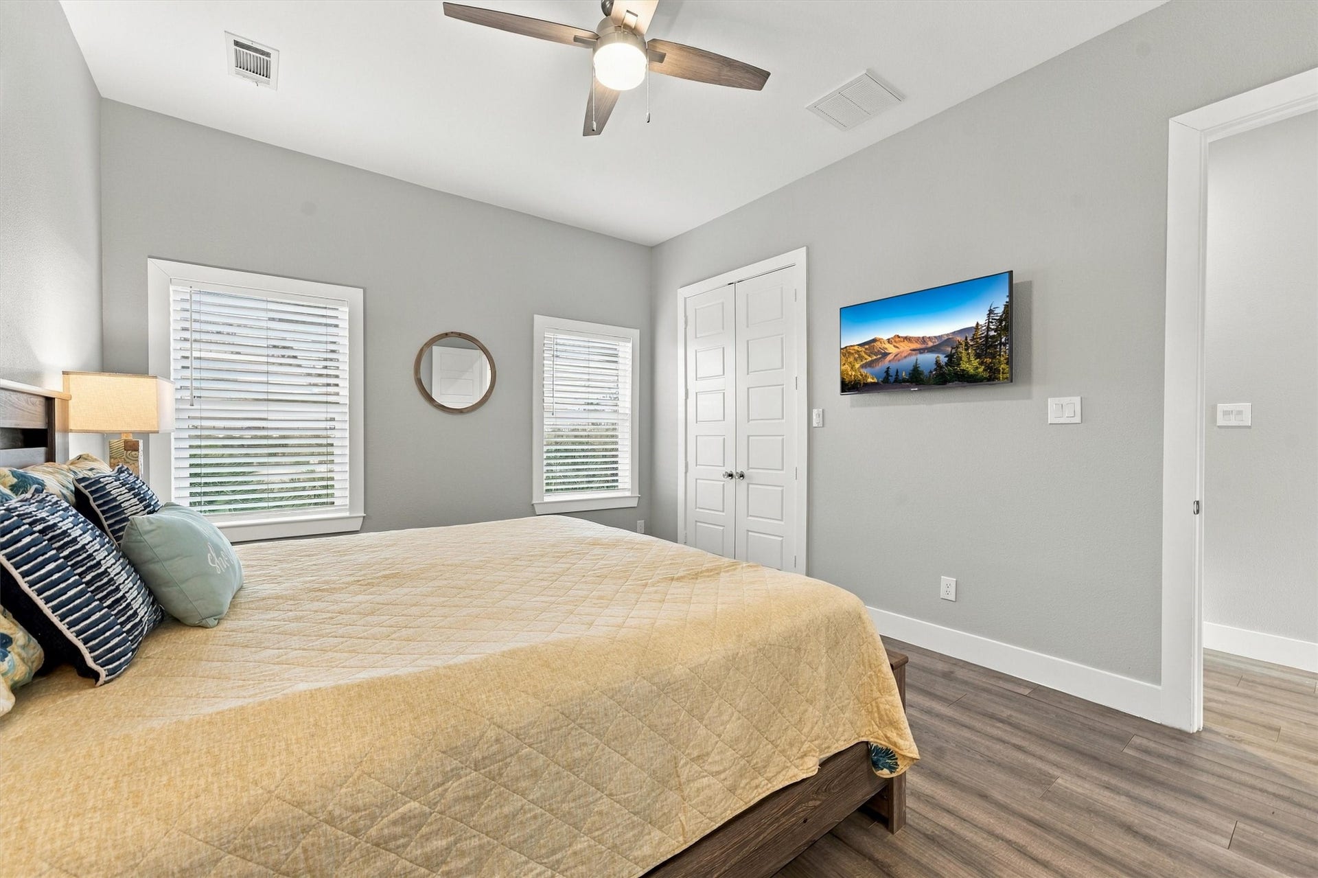 3931 Laguna Drive, Galveston, TX 77554 3931 Laguna Drive, Galveston, TX 77554