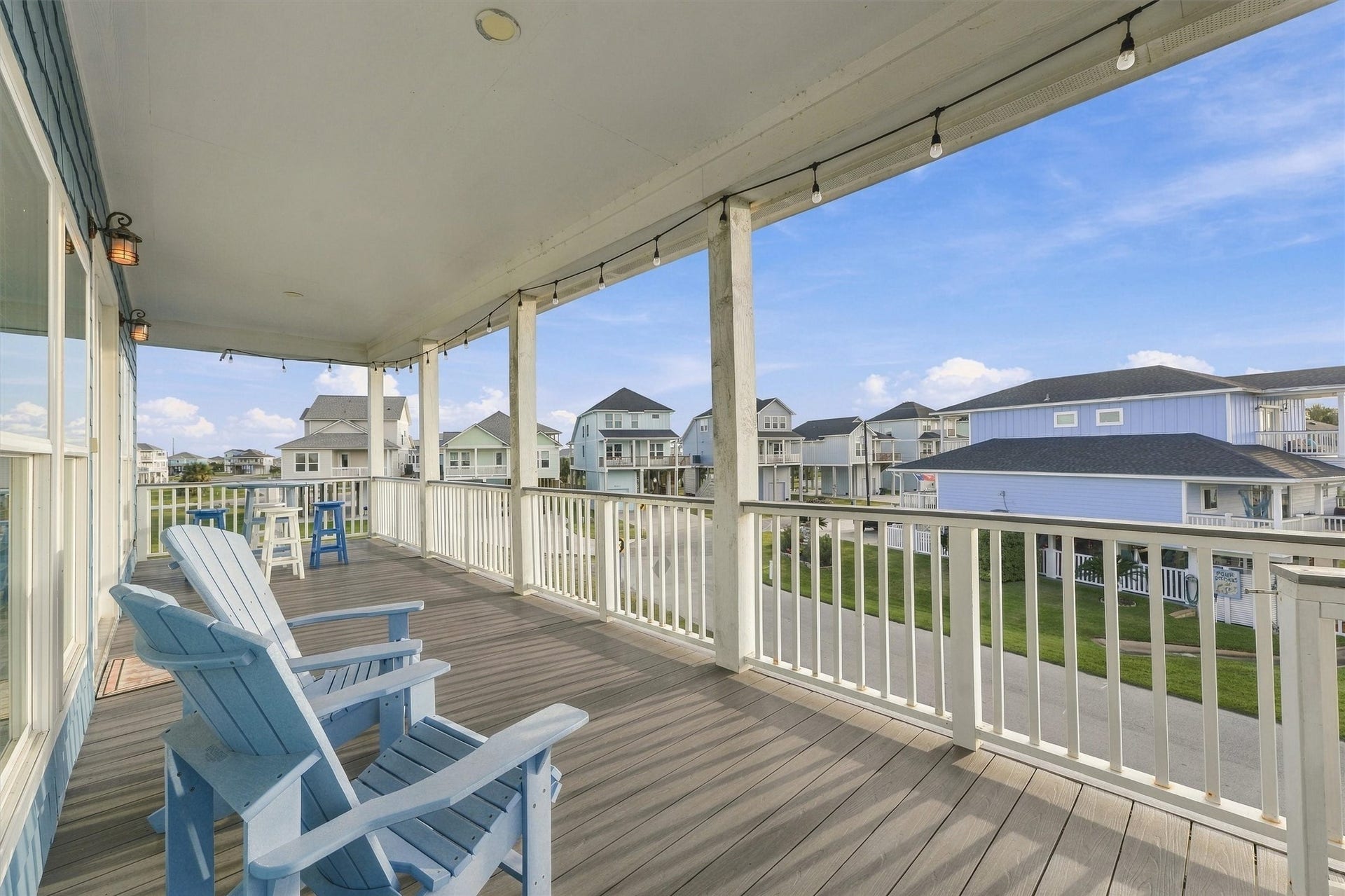 3931 Laguna Drive, Galveston, TX 77554 3931 Laguna Drive, Galveston, TX 77554