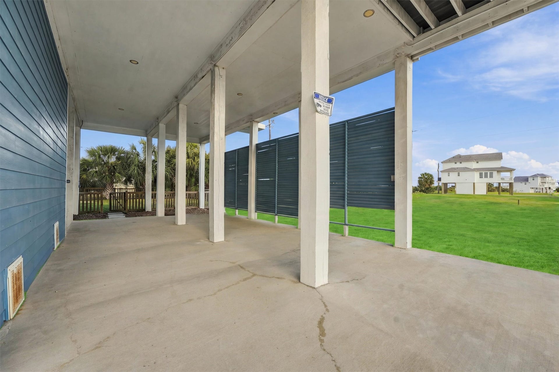 3931 Laguna Drive, Galveston, TX 77554 3931 Laguna Drive, Galveston, TX 77554