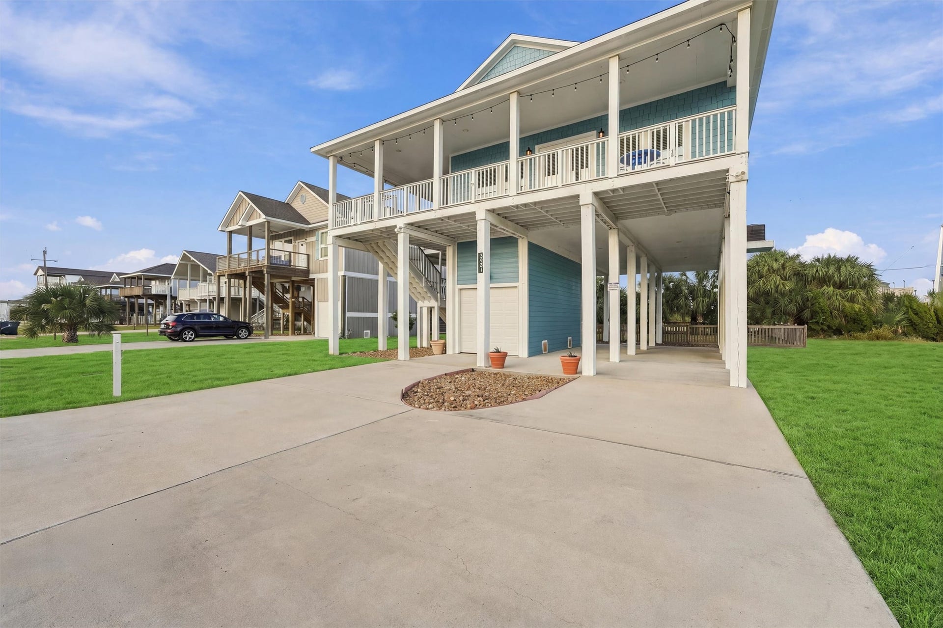 3931 Laguna Drive, Galveston, TX 77554 3931 Laguna Drive, Galveston, TX 77554