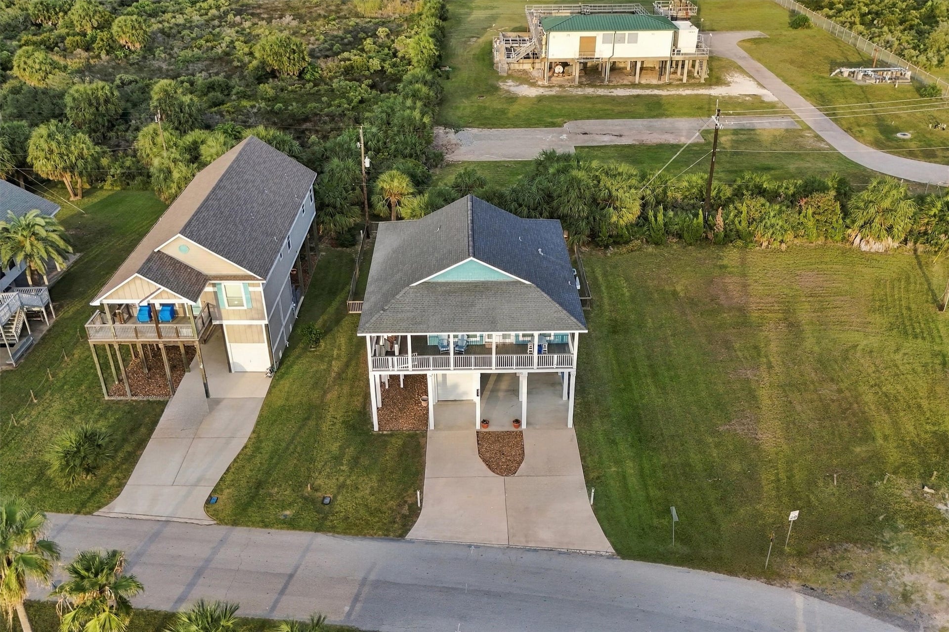 3931 Laguna Drive, Galveston, TX 77554 3931 Laguna Drive, Galveston, TX 77554