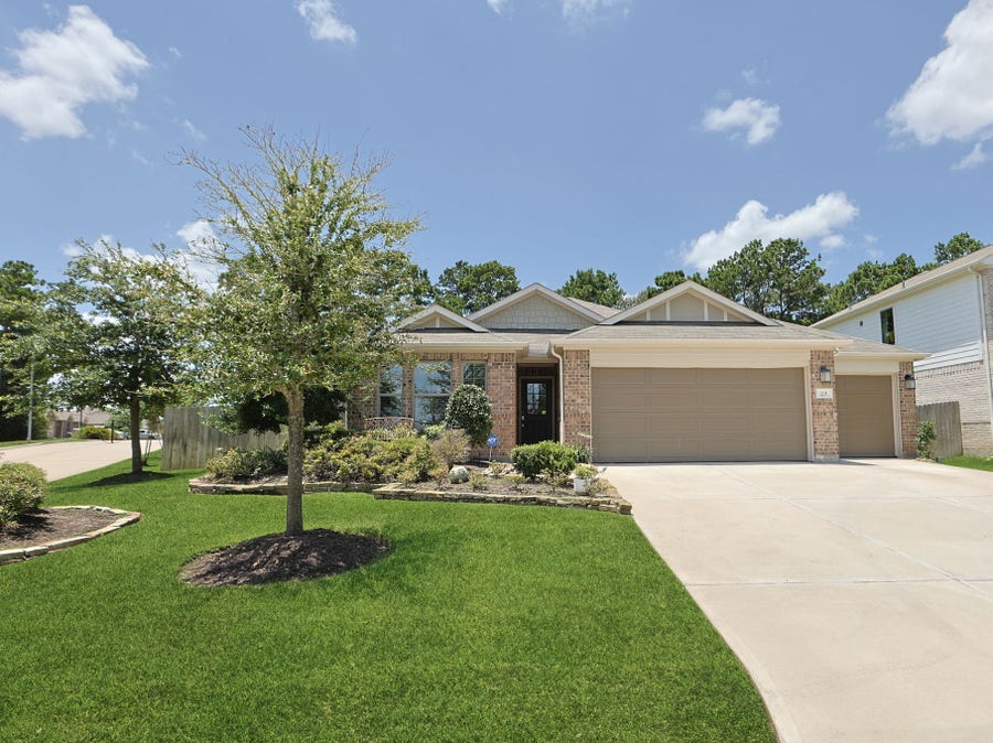 Property photo for 119 Rogerdale River Drive, Magnolia, TX