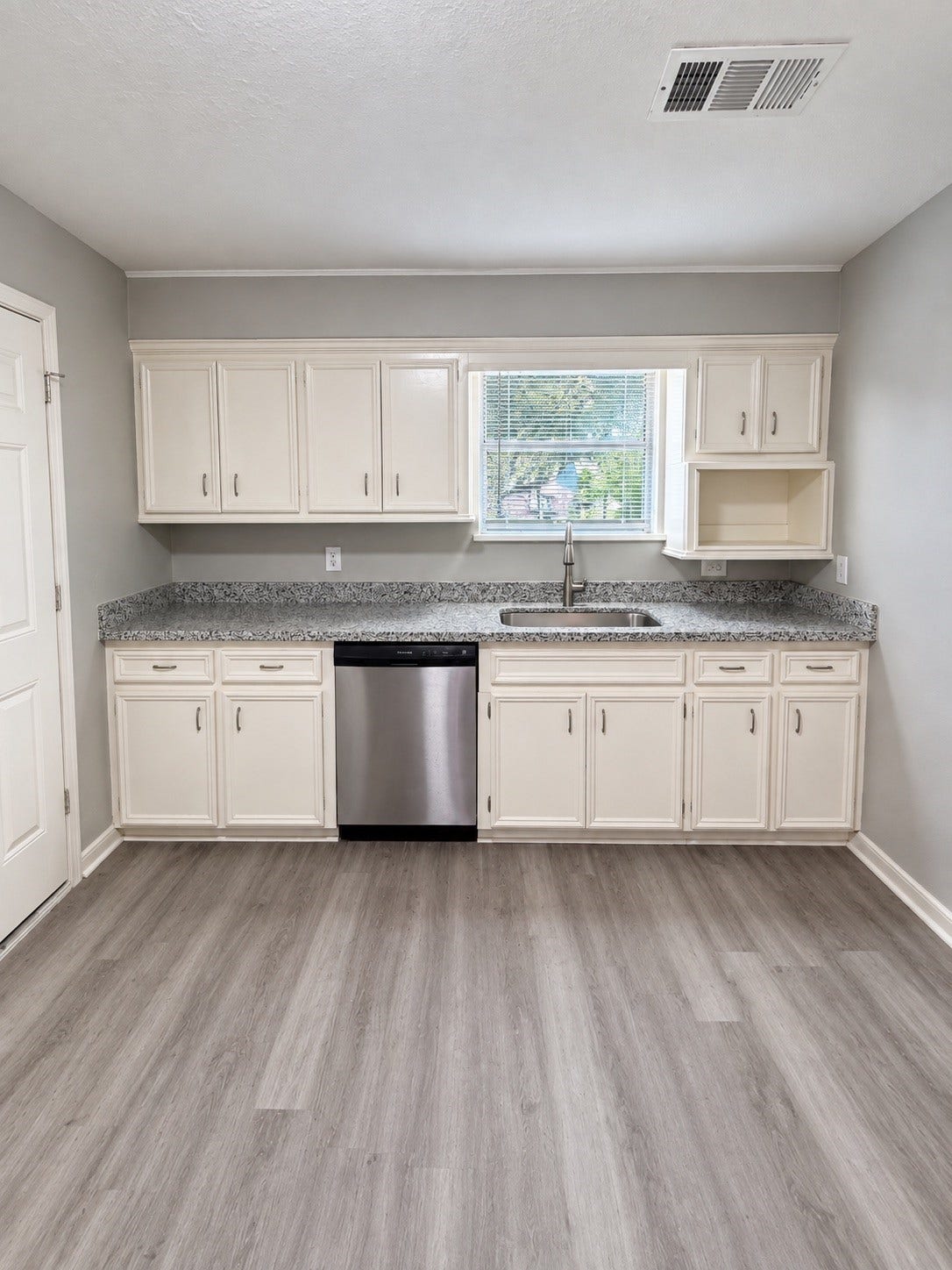 16907 Argyle Road, Houston, TX 77049 16907 Argyle Road, Houston, TX 77049