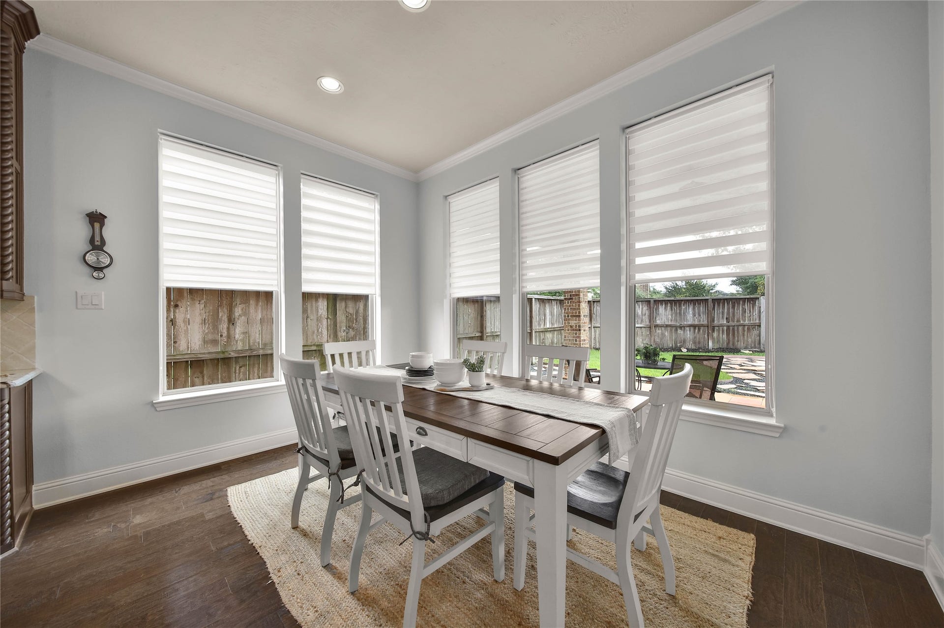 27707 Lakeway Trail Lane, Fulshear, TX 77441 Light and bright breakfast nook!
