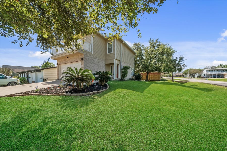 Property photo for 3802 Barracuda Lane, La Porte, TX