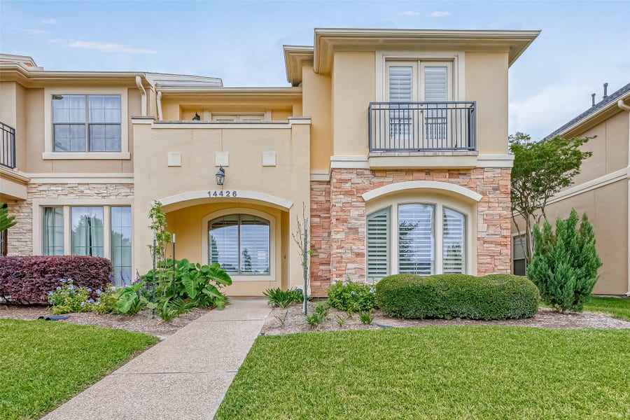 Property photo for 14426 Summerleaf Lane, Houston, TX