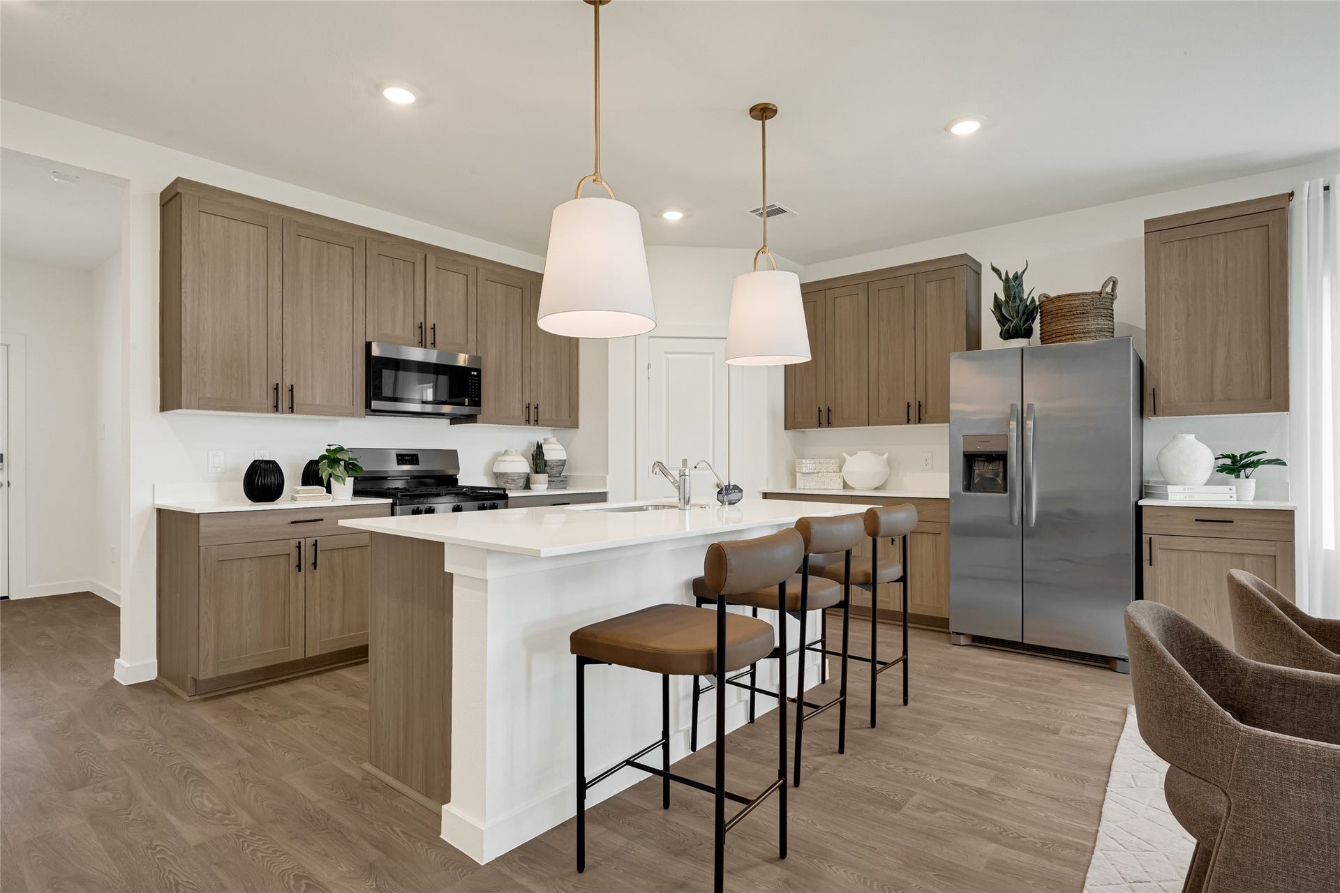 4831 Lemon Grove Drive, Rosenberg, TX 77469 *Images and 3D tour are for illustration only and options may vary from home as built.