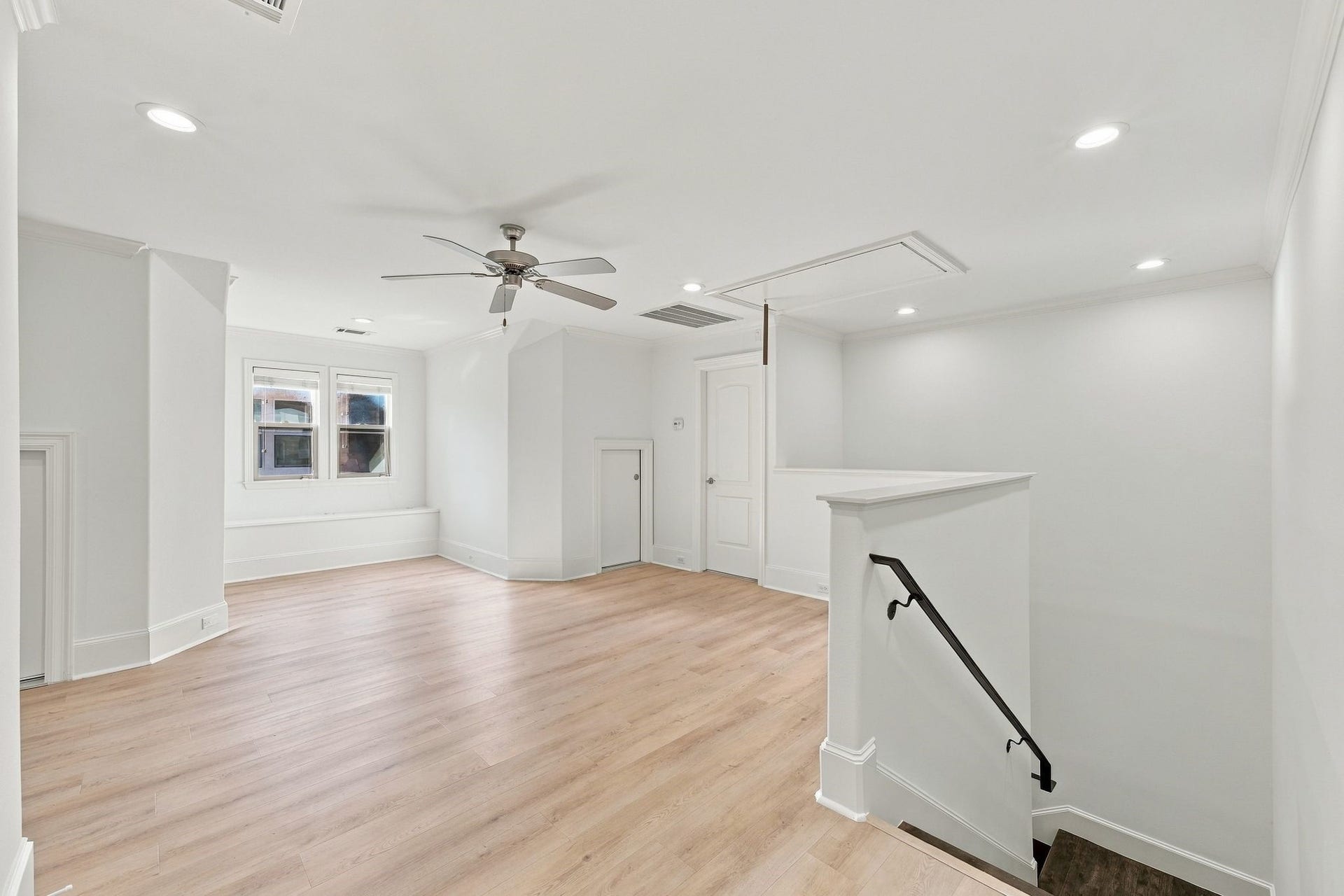 5531 Pine Street, #I, Houston, TX 77081 5531 Pine Street, #I, Houston, TX 77081