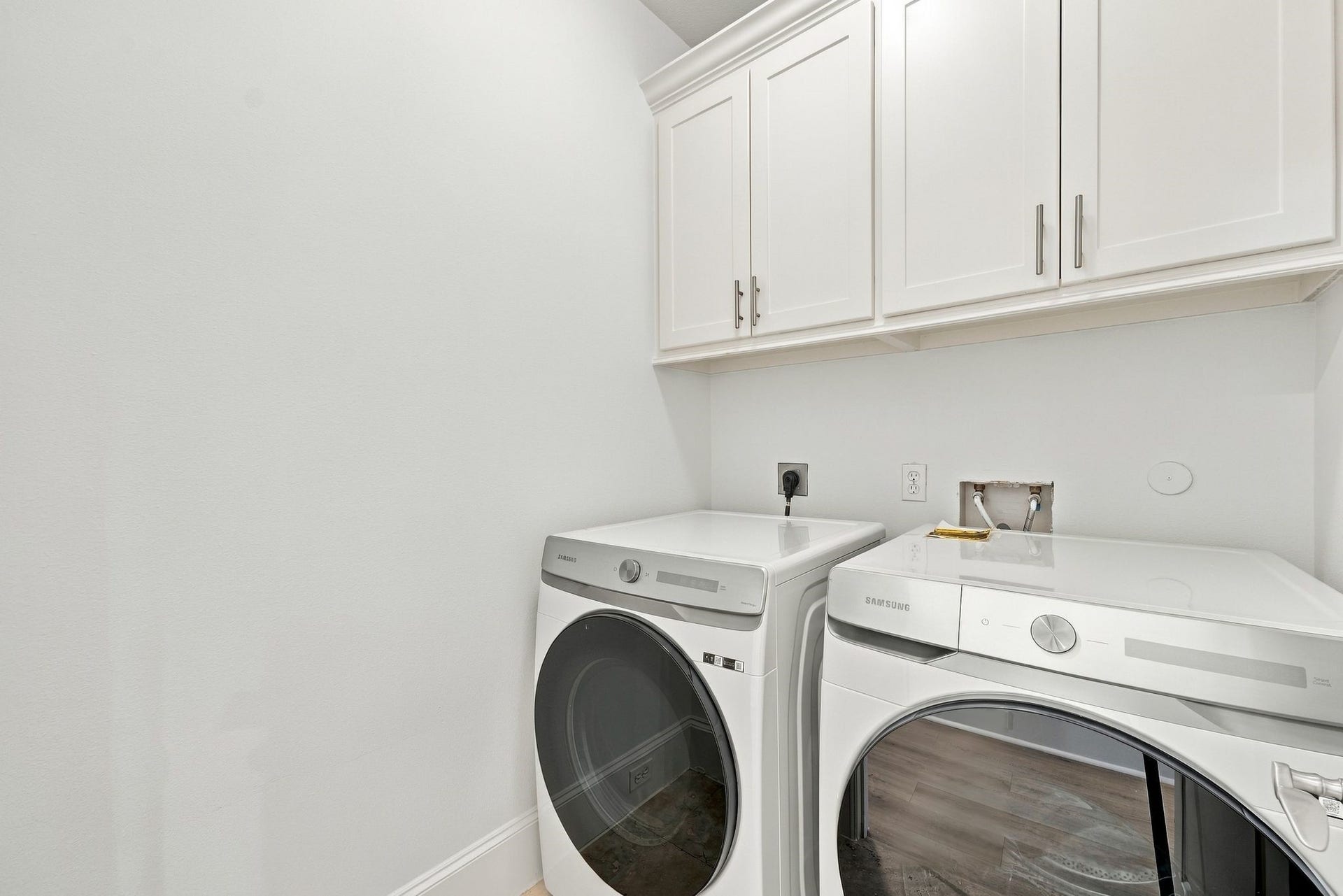 5531 Pine Street, #I, Houston, TX 77081 5531 Pine Street, #I, Houston, TX 77081