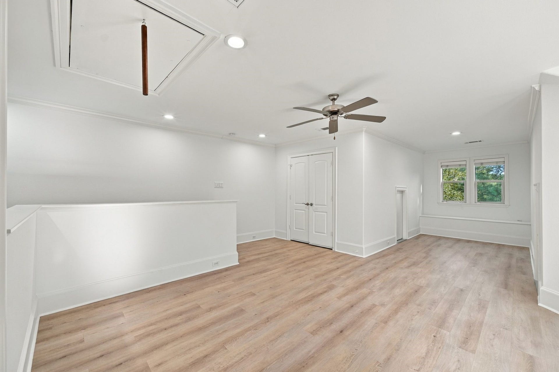 5531 Pine Street, #I, Houston, TX 77081 5531 Pine Street, #I, Houston, TX 77081