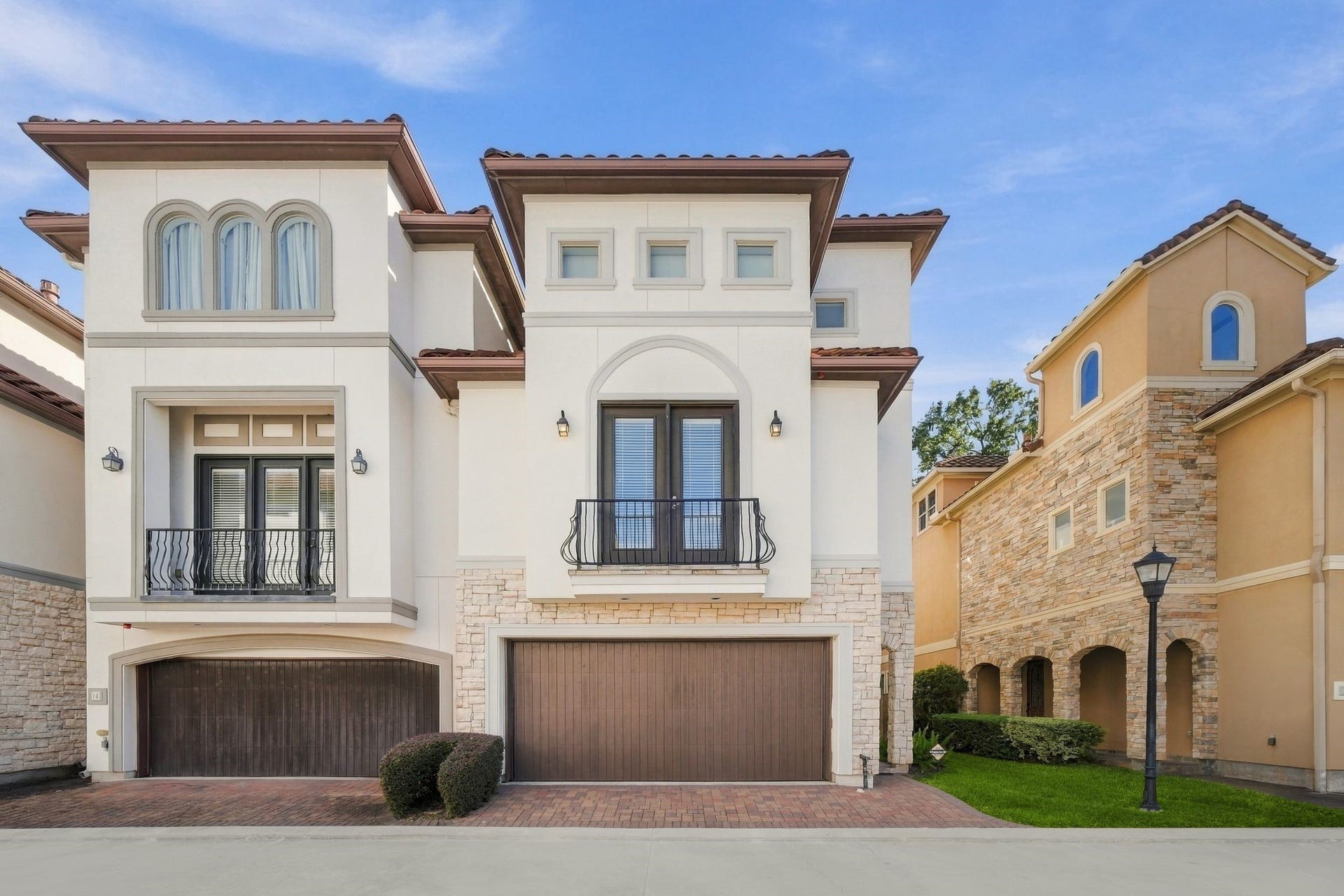 5531 Pine Street, #I, Houston, TX 77081 5531 Pine Street, #I, Houston, TX 77081