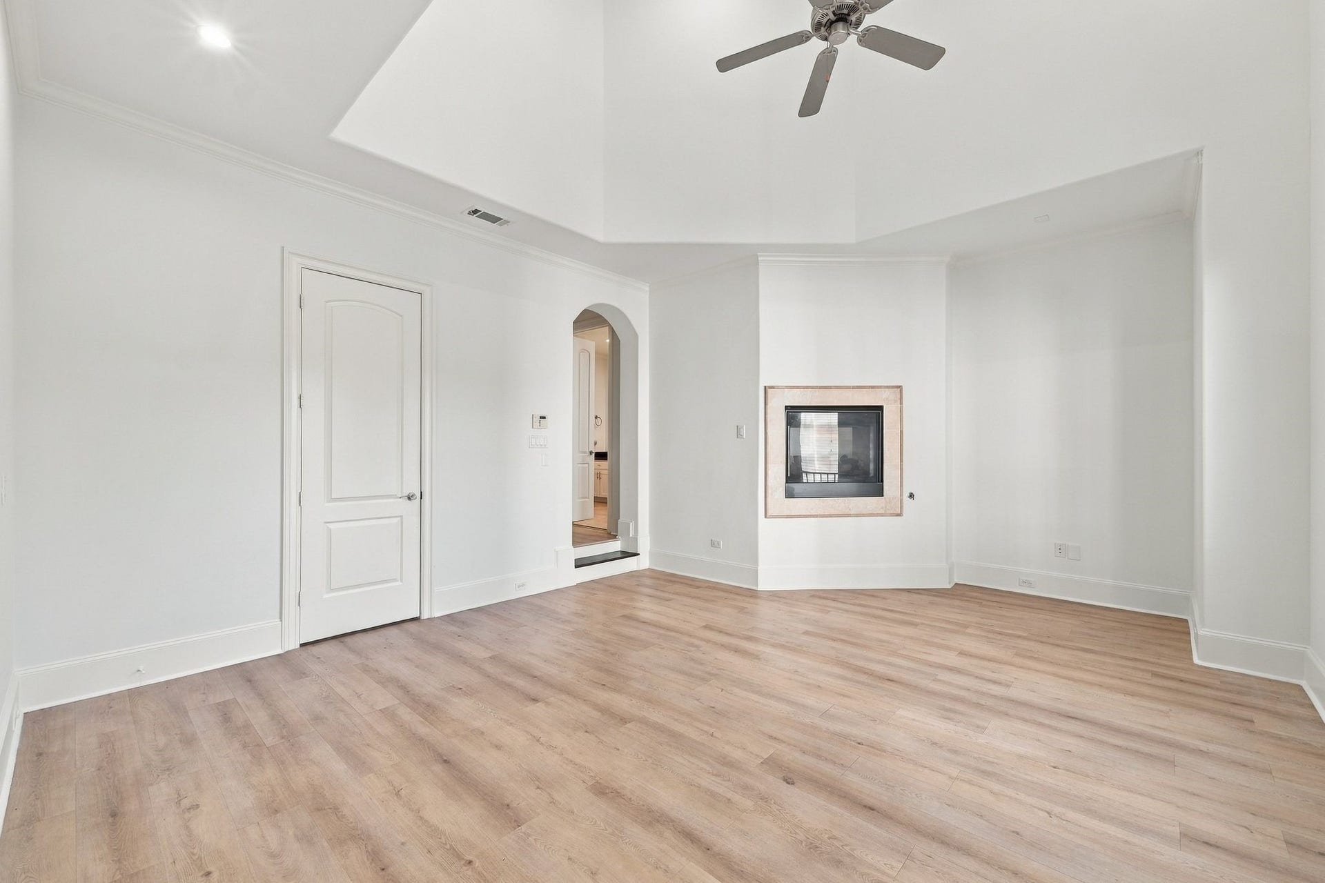 5531 Pine Street, #I, Houston, TX 77081 5531 Pine Street, #I, Houston, TX 77081