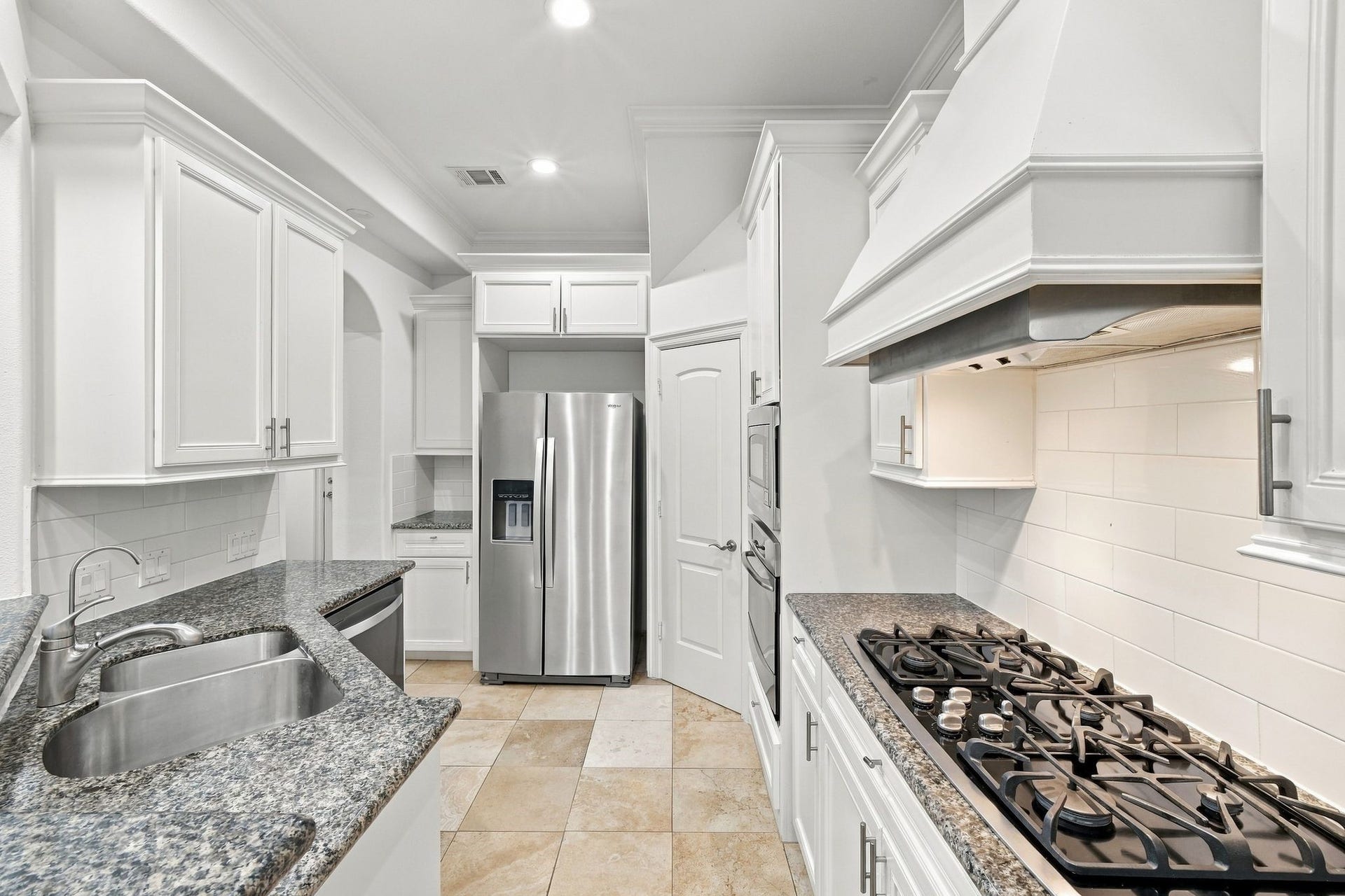 5531 Pine Street, #I, Houston, TX 77081 5531 Pine Street, #I, Houston, TX 77081