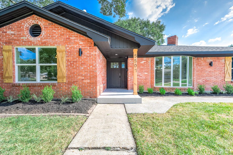 Property photo for 5507 Valkeith Drive, Houston, TX