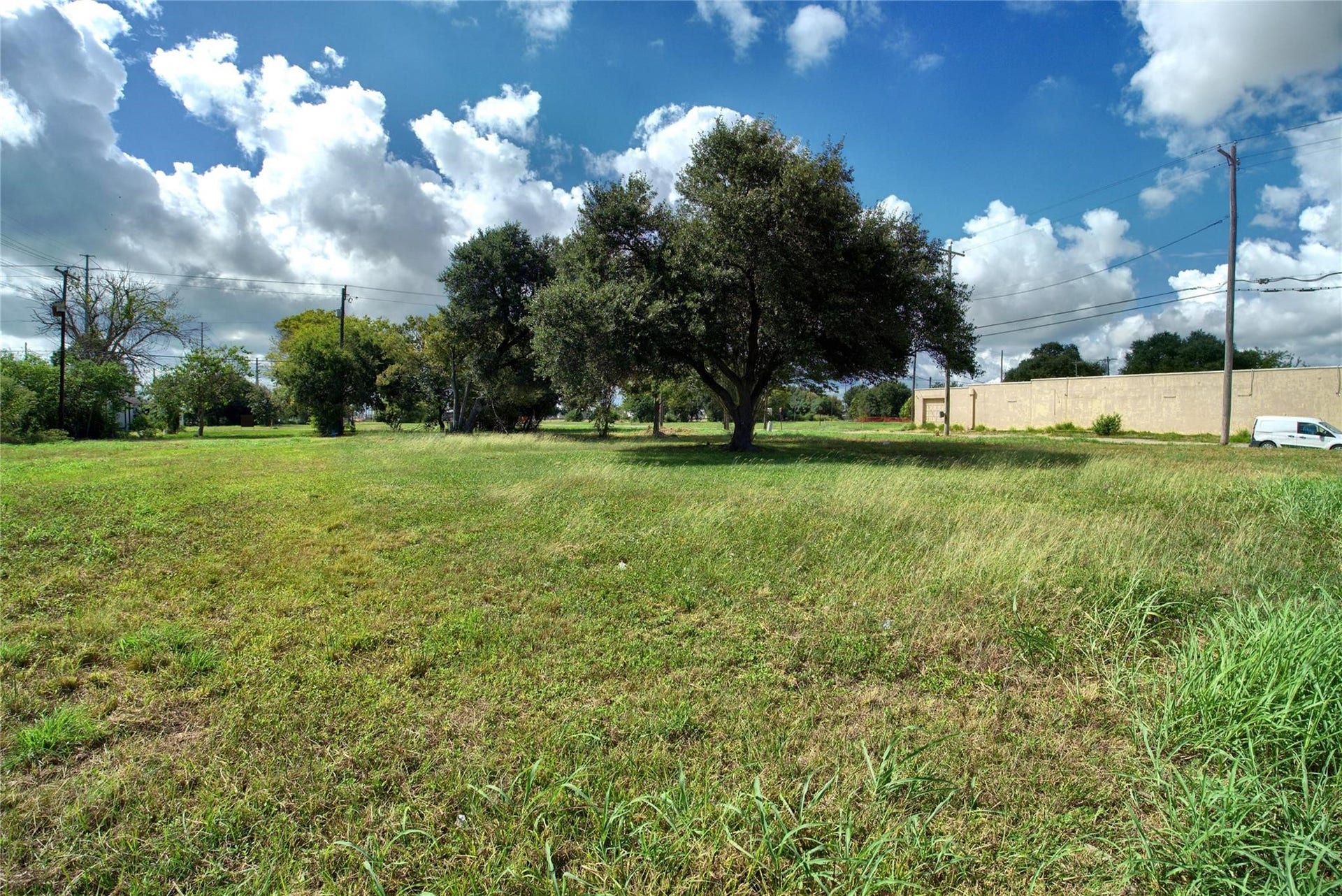 631 Texas Avenue, Texas City, TX 77590 631 Texas Avenue, Texas City, TX 77590