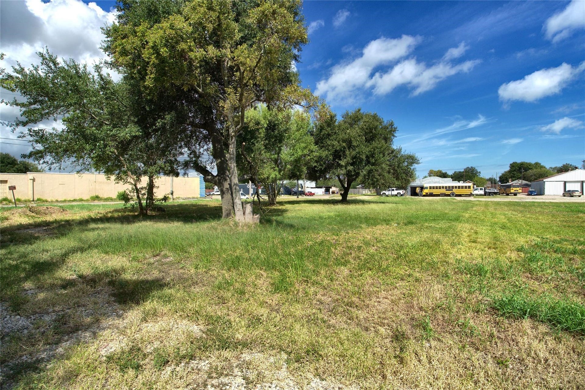 631 Texas Avenue, Texas City, TX 77590 631 Texas Avenue, Texas City, TX 77590