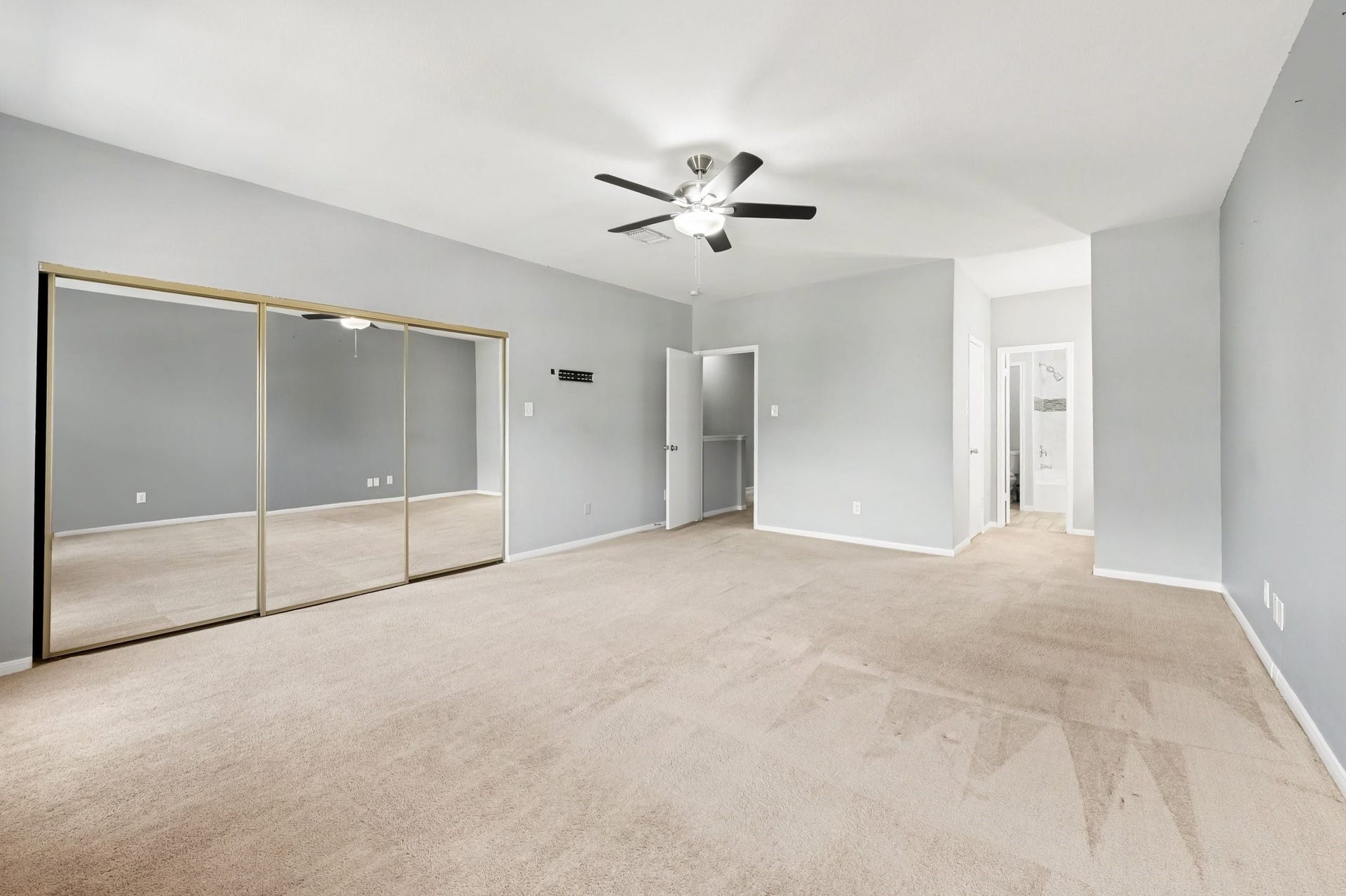 4001 Tanglewilde Street, #712, Houston, TX 77063 Primary Bedroom