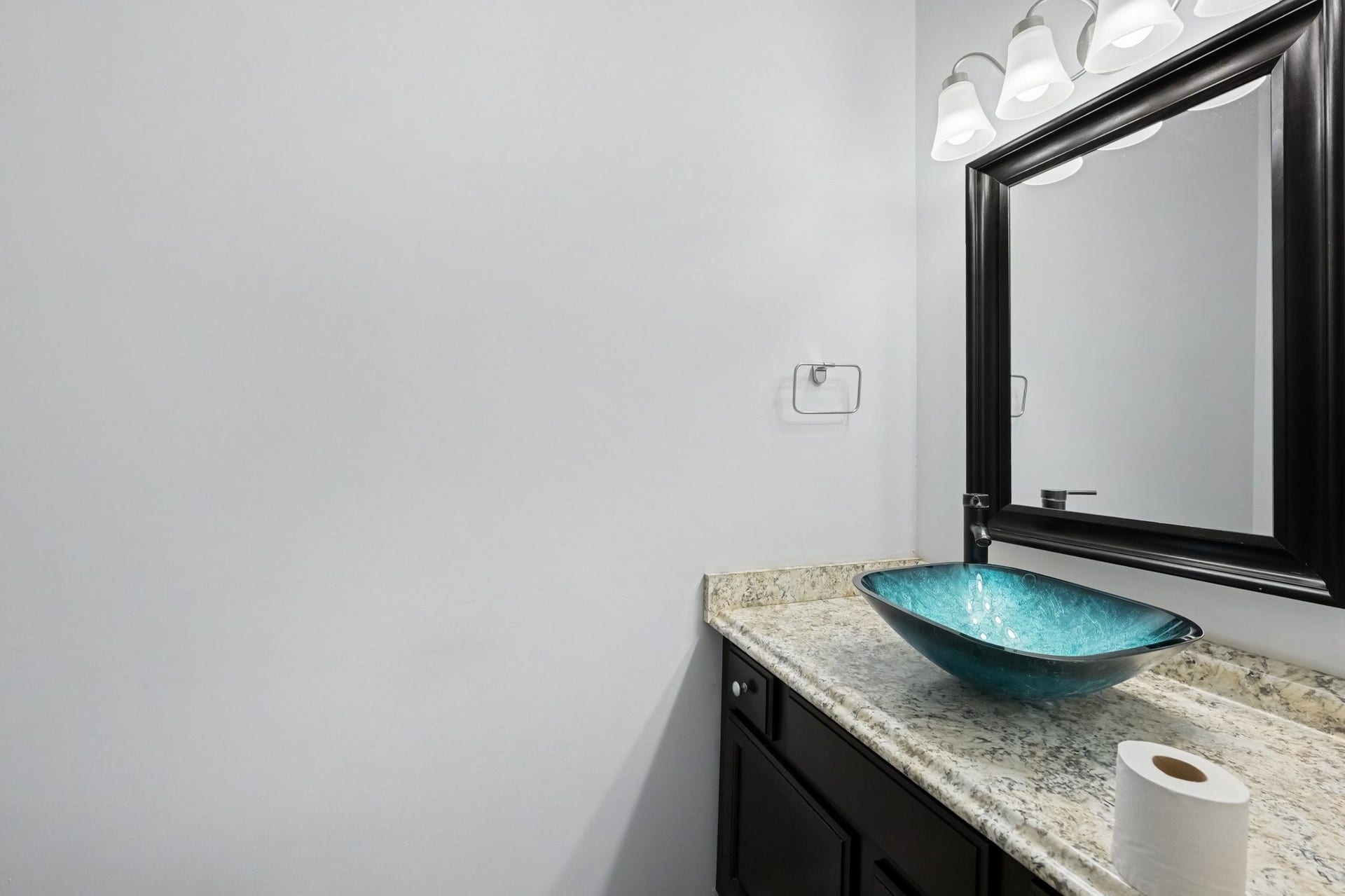 4001 Tanglewilde Street, #712, Houston, TX 77063 1/2 Bath Downstairs