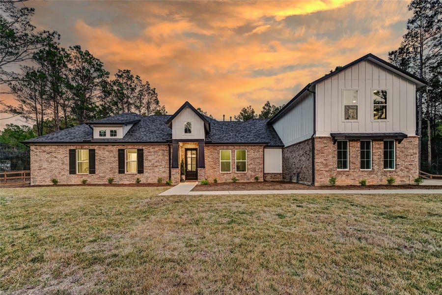 Property photo for 15640 Forest Grove Drive, Willis, TX