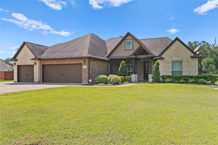 Property photo for 32226 Bayou Bend, Richwood, TX