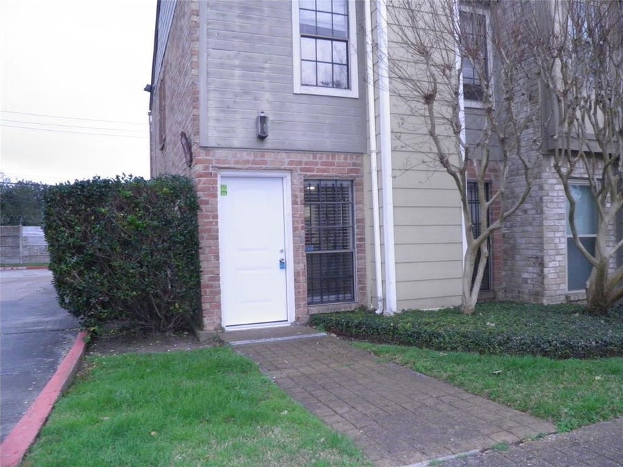 Property photo for 9901 Sharpcrest Street, #D1, Houston, TX
