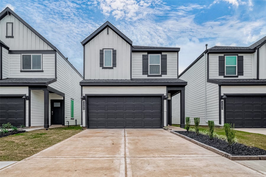 Property photo for 3204 Crown Gate Drive, Houston, TX